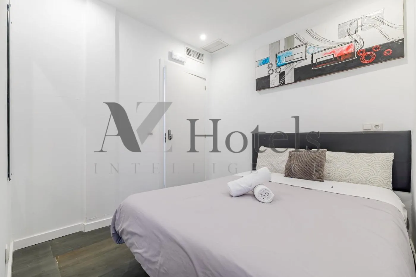 Photo of the whole room, Bed in AYZ Ulises - Auto check-in property