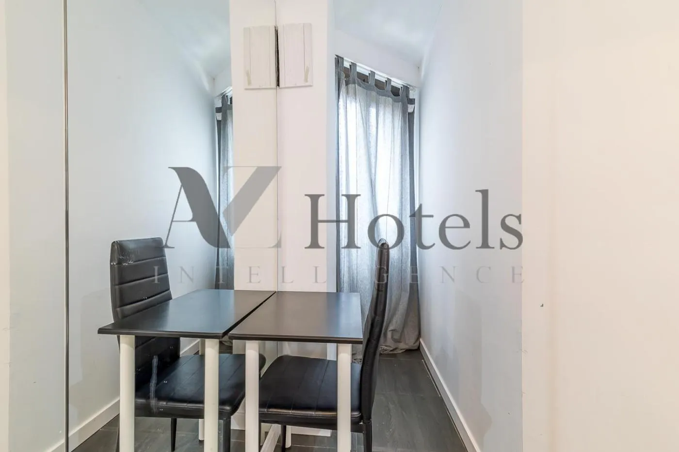 Decorative detail in AYZ Ulises - Auto check-in property