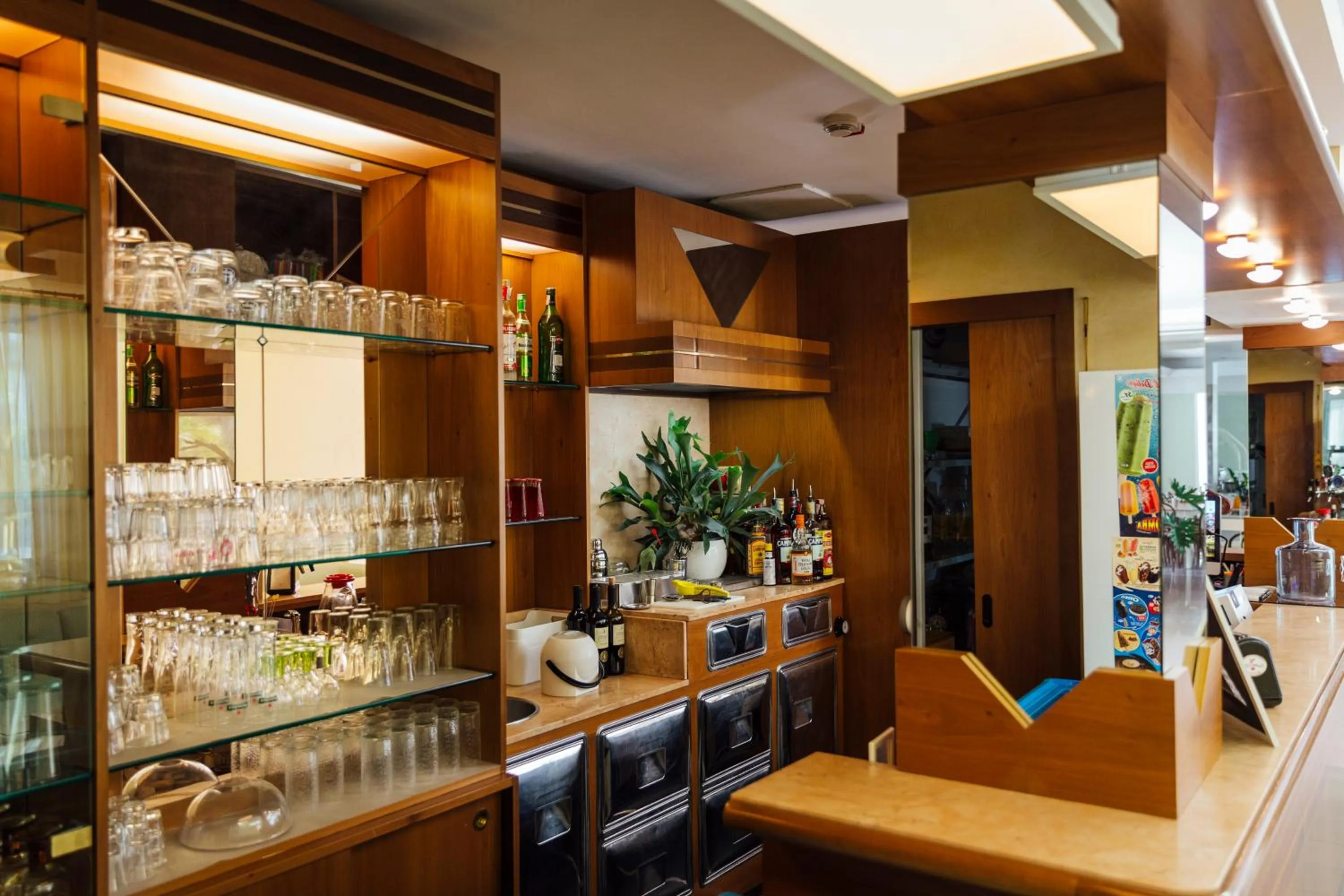 Lounge or bar in Hotel Montecarlo