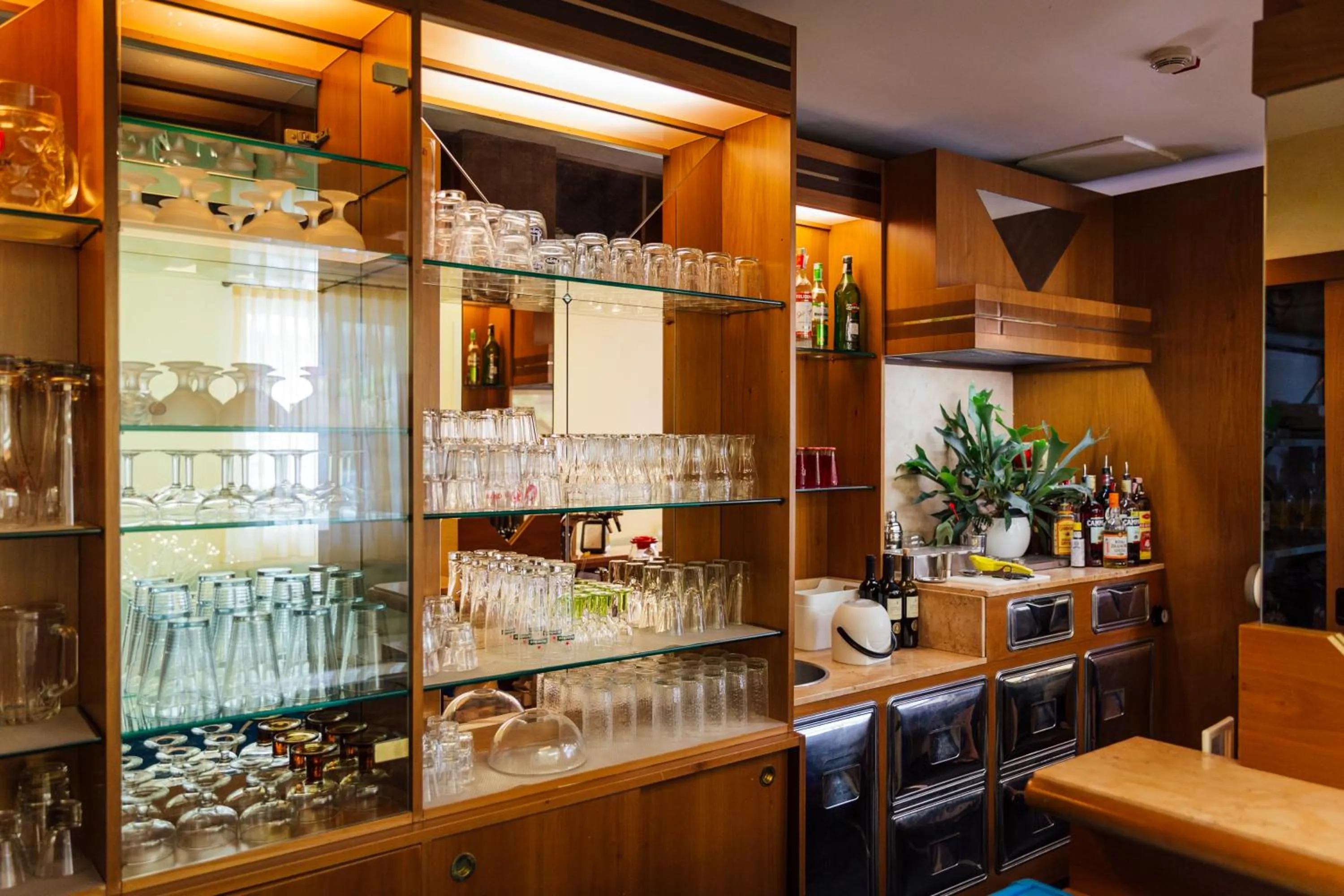 Lounge or bar in Hotel Montecarlo