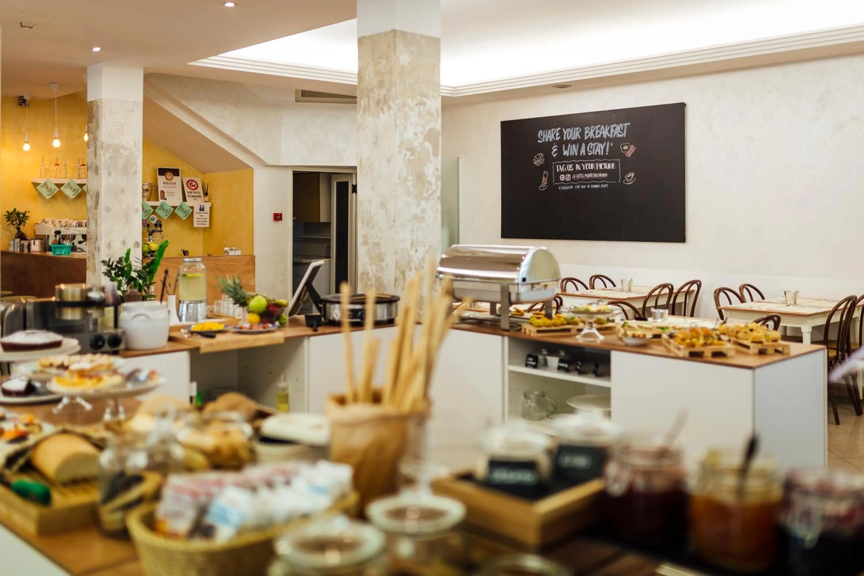 Breakfast in Hotel Montecarlo