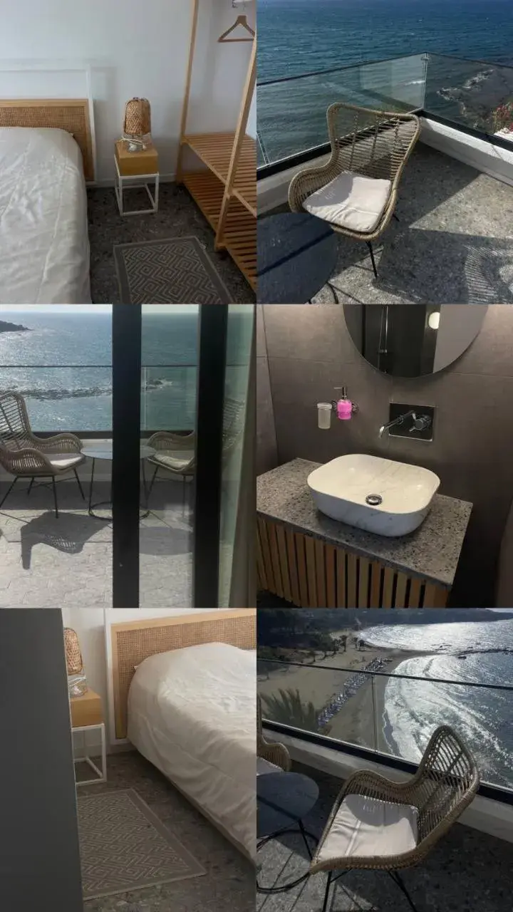 Bathroom in E.J. Pyrgos Bay Hotel Bathroom in E.J. Pyrgos Bay Hotel