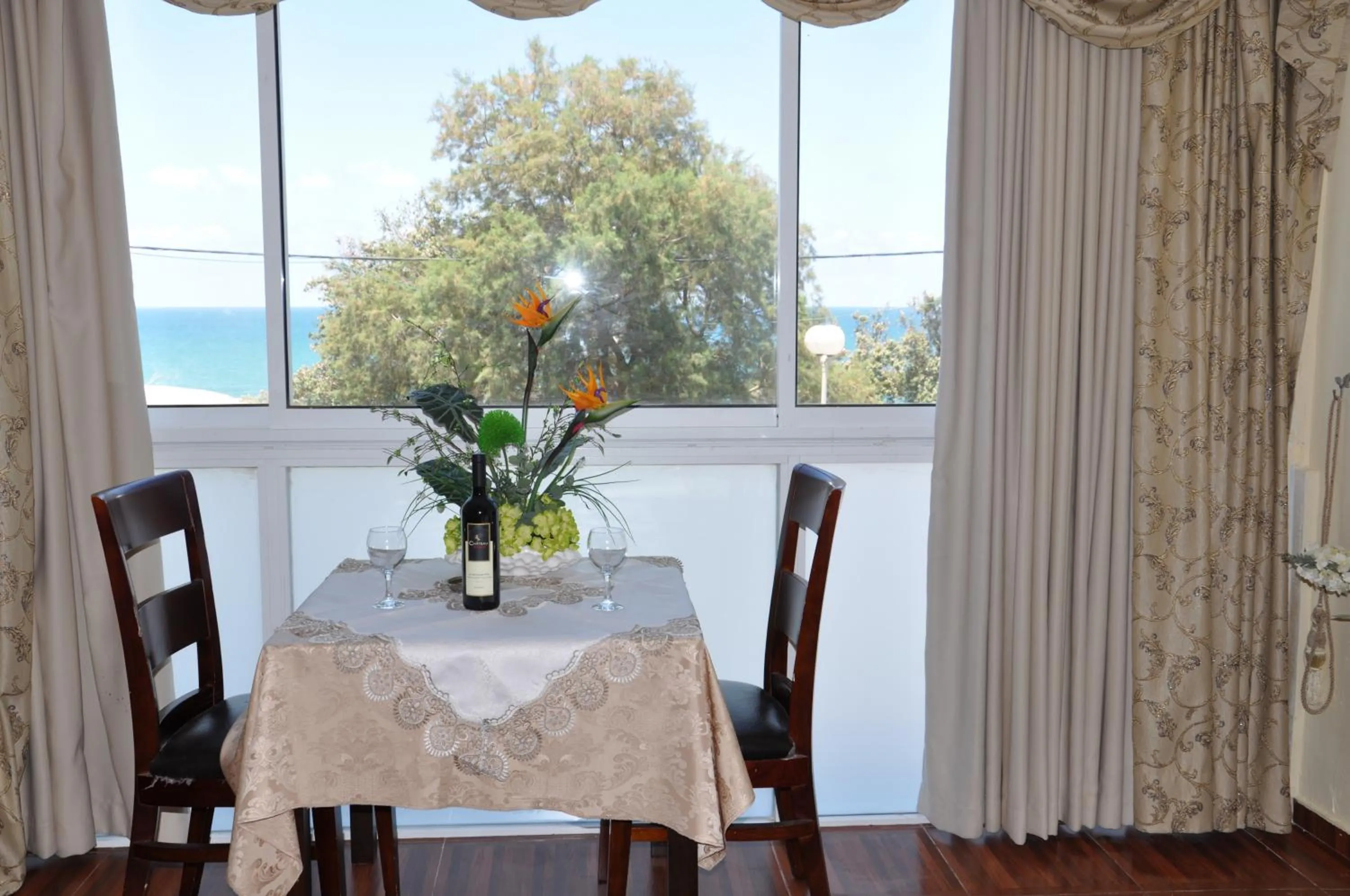 Day in Hotel Suites Bat Yam