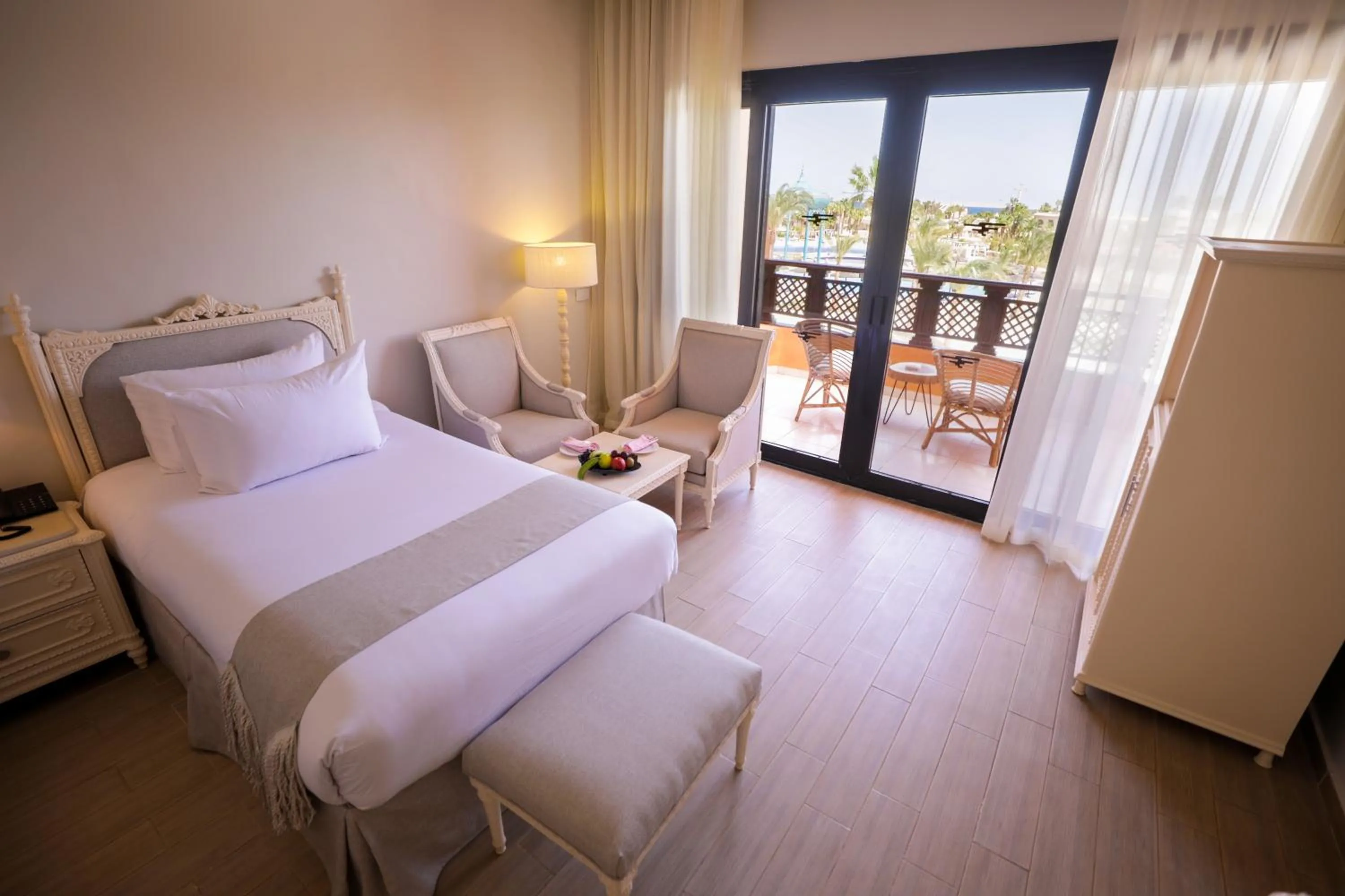 Photo of the whole room, Bed in Calimera Blend Paradise