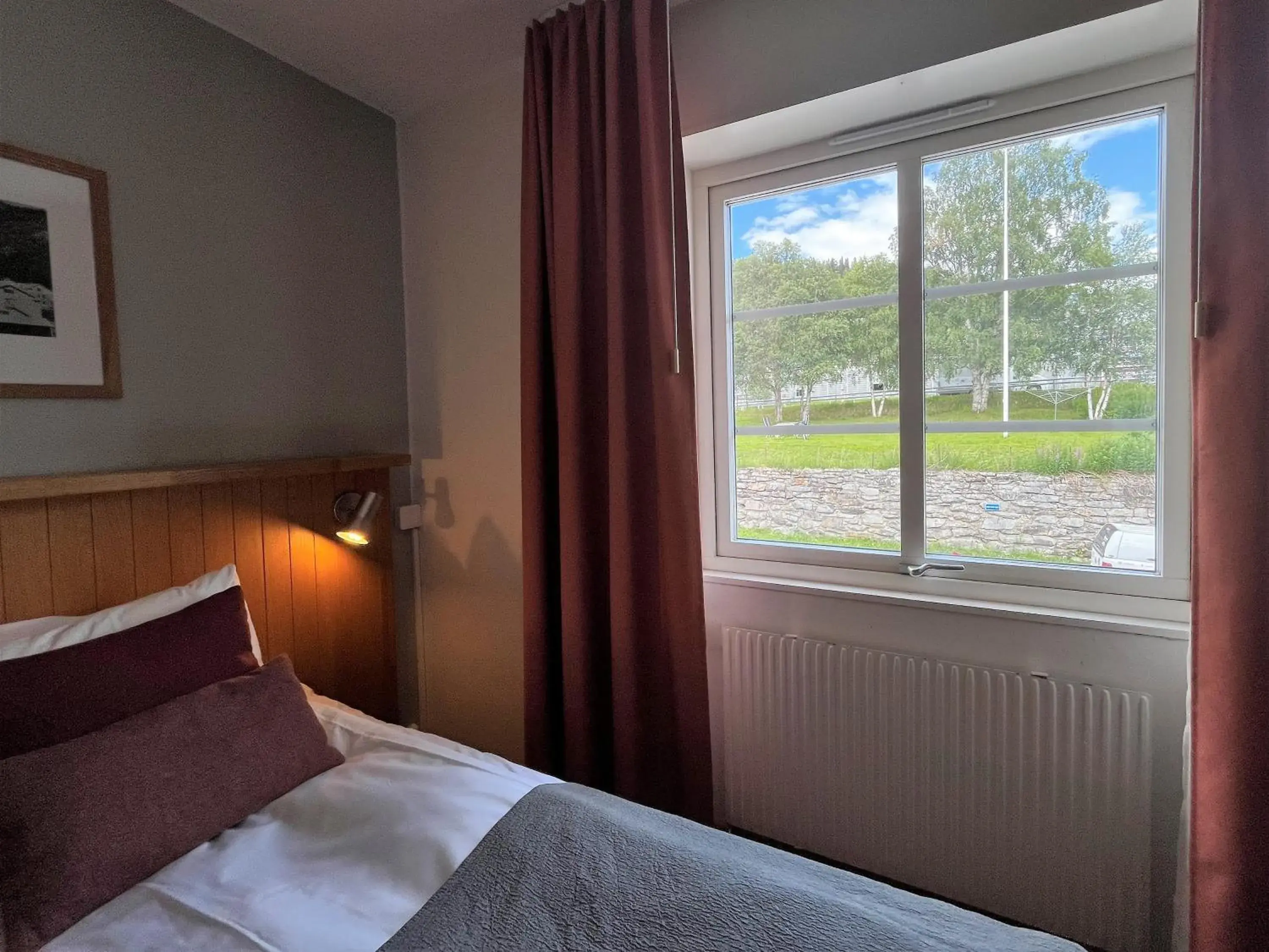 Large Double Room with Mountain View - single occupancy in Hotell Funäsdalen Large Double Room with Mountain View - single occupancy in Hotell Funäsdalen