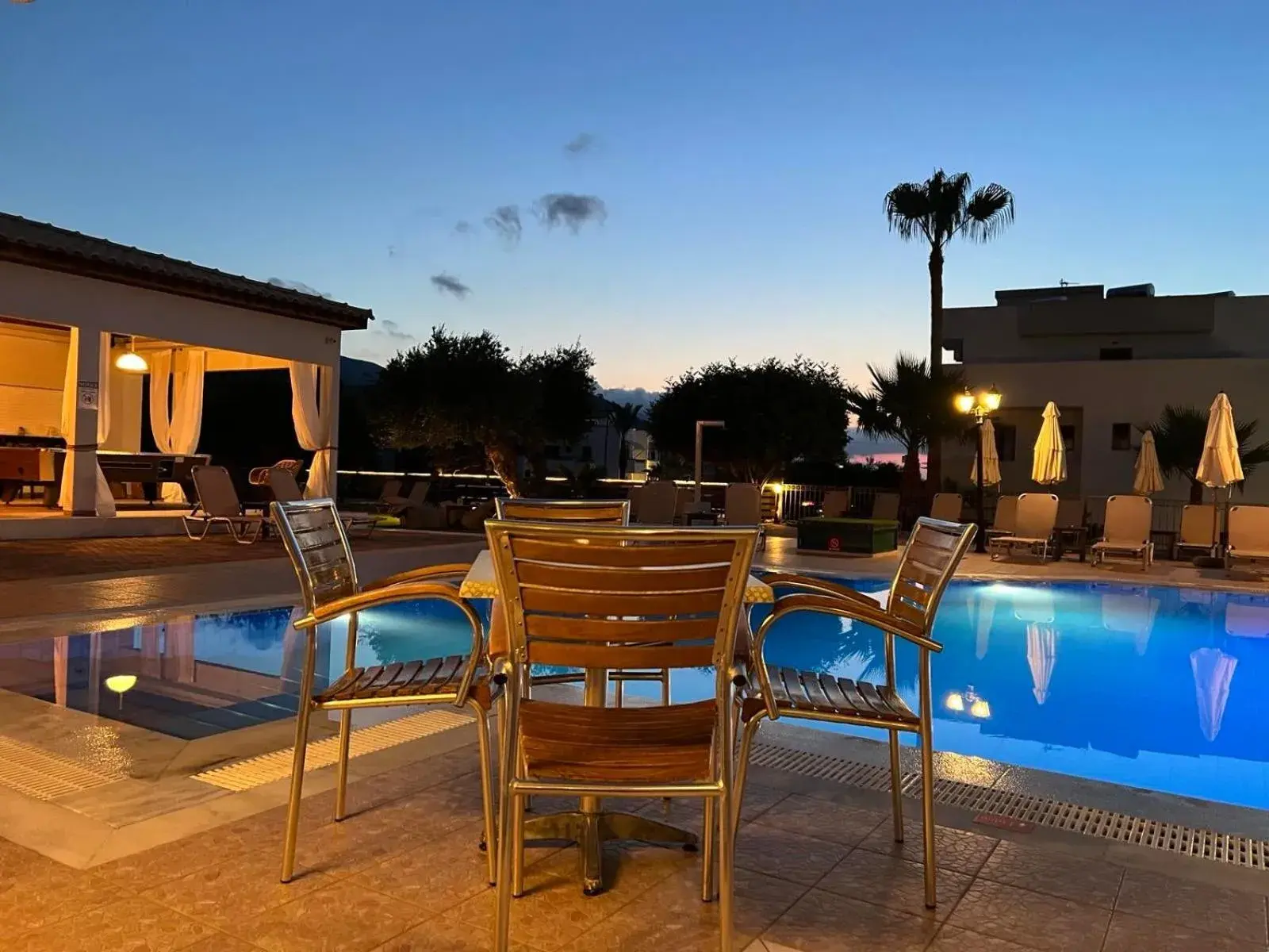 Swimming pool in Newcastle Studios Swimming pool in Newcastle Studios