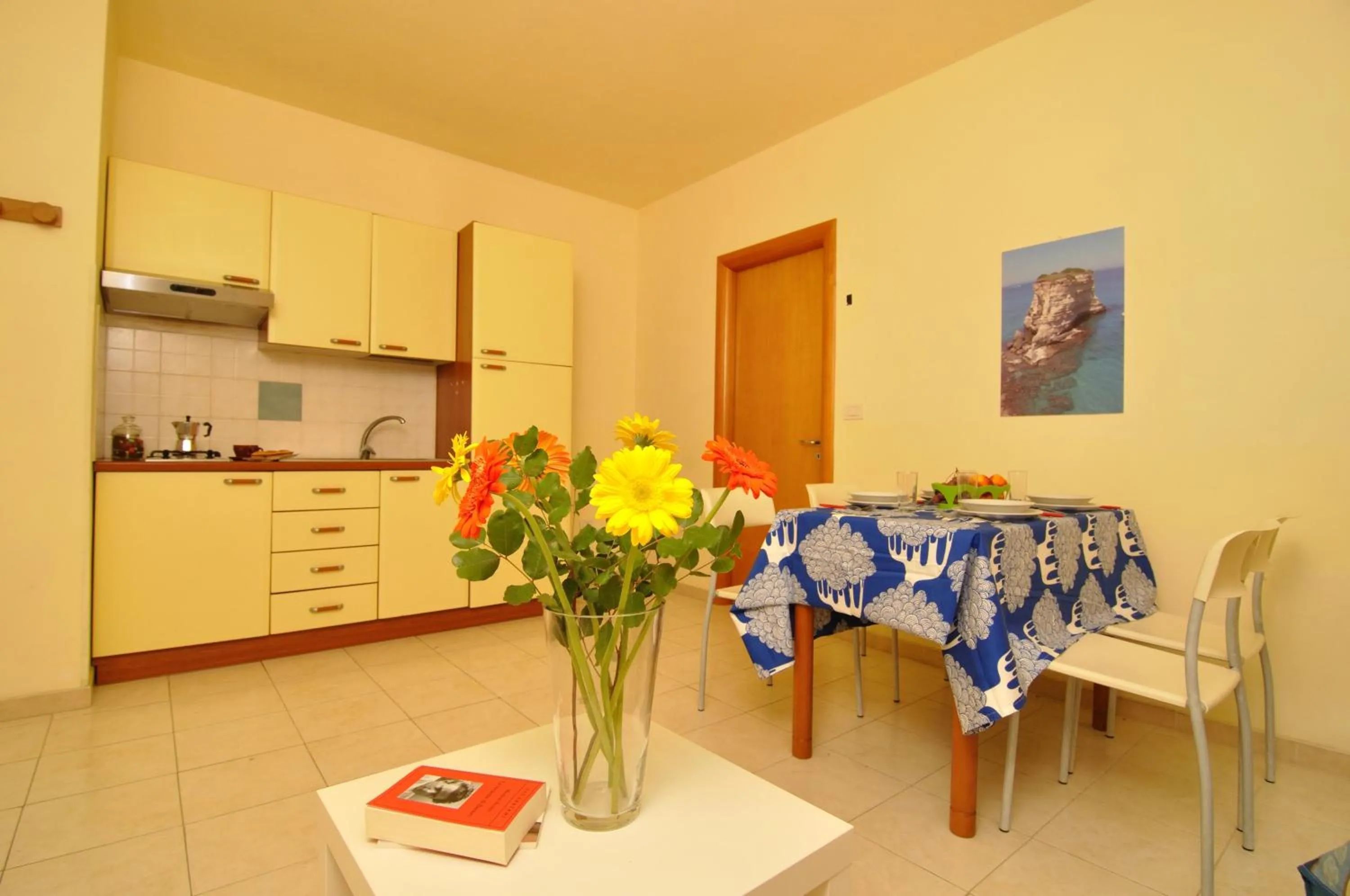 Kitchen or kitchenette in Residence Oasi Salento