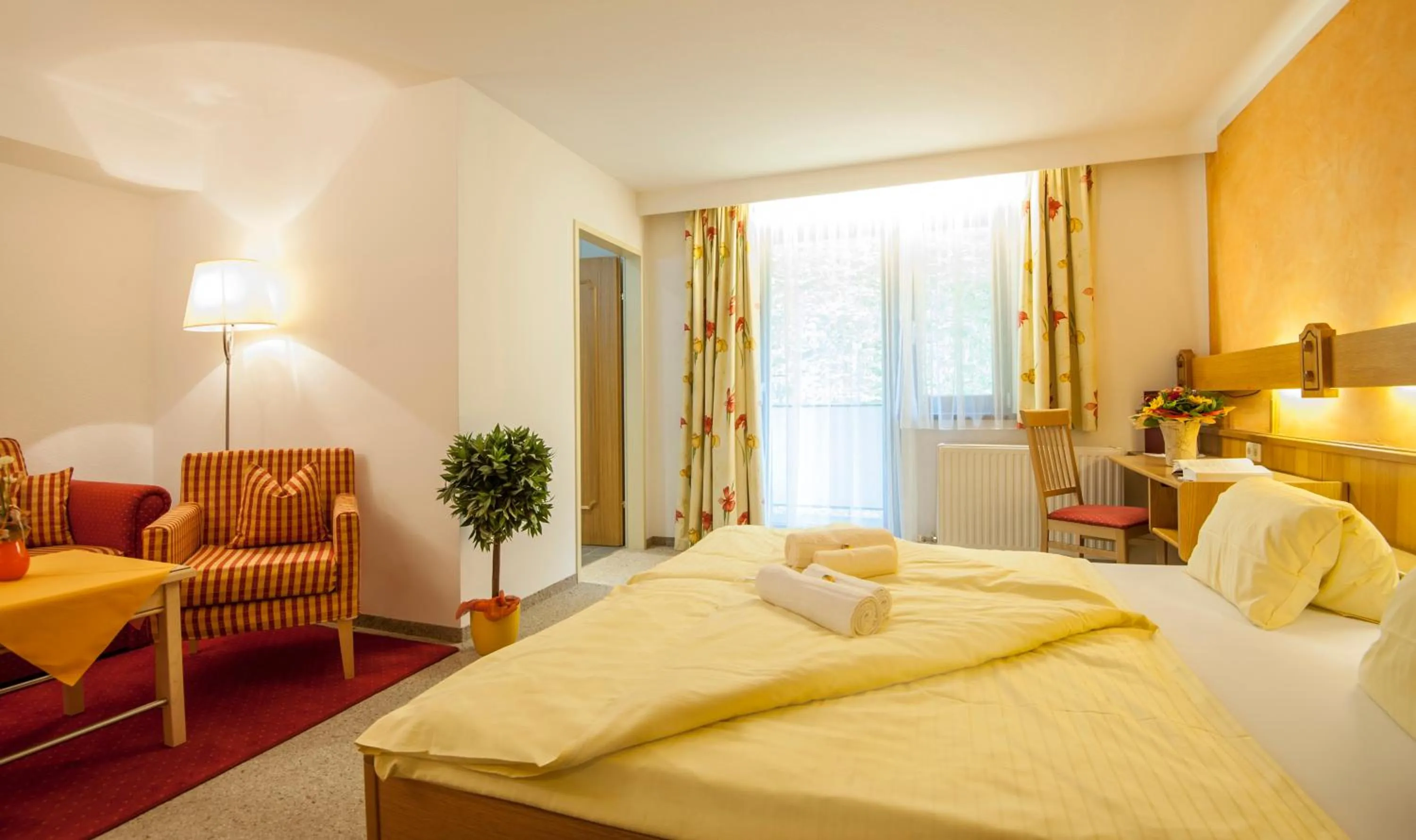 Bed in Hotel-Restaurant Burgblick