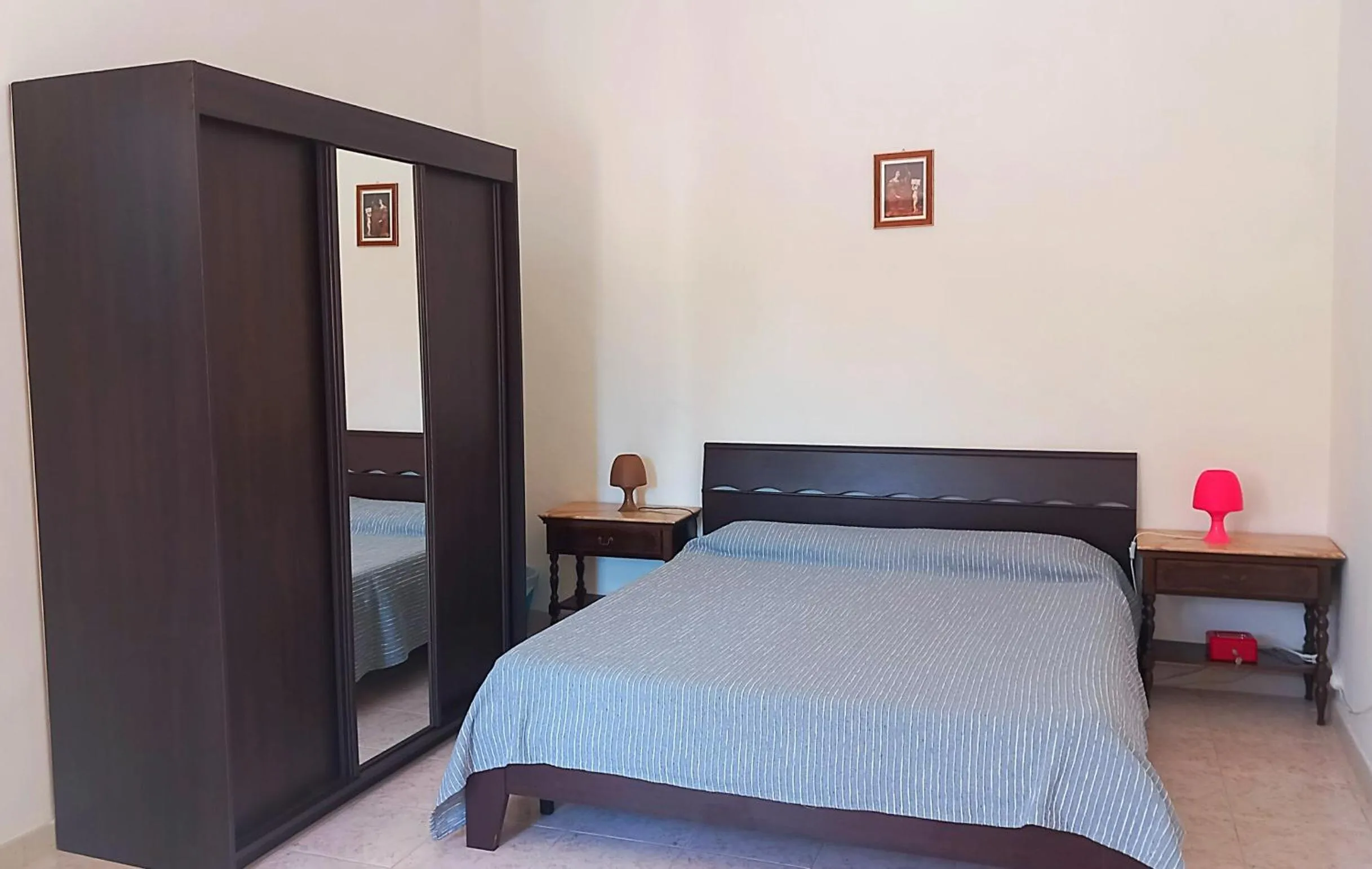 Bed in B&B Il Cortile del Sole