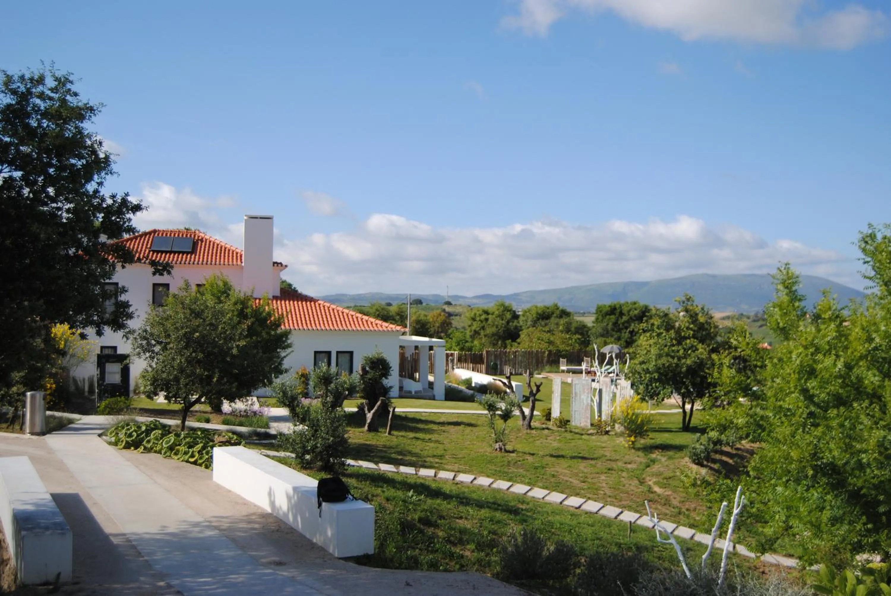 Property building in CAMBEIROS - Guest House