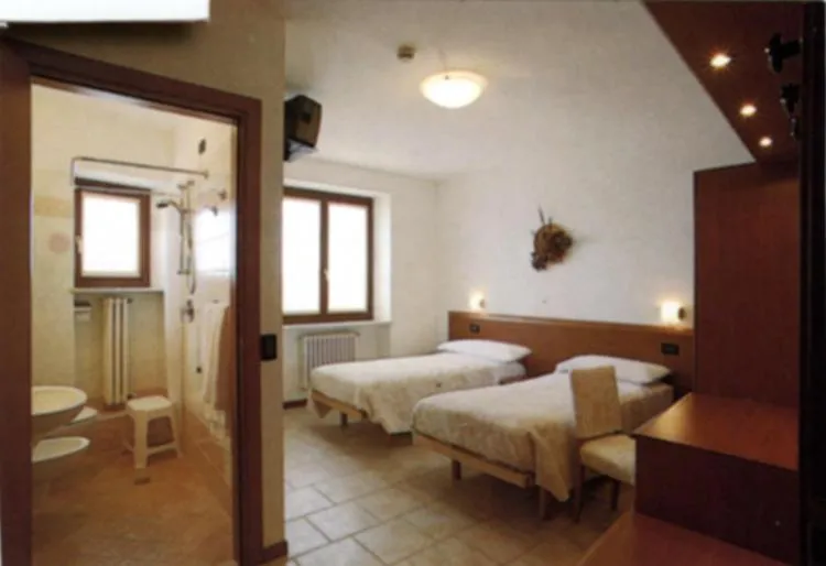 Photo of the whole room, Bed in Hotel Scandola