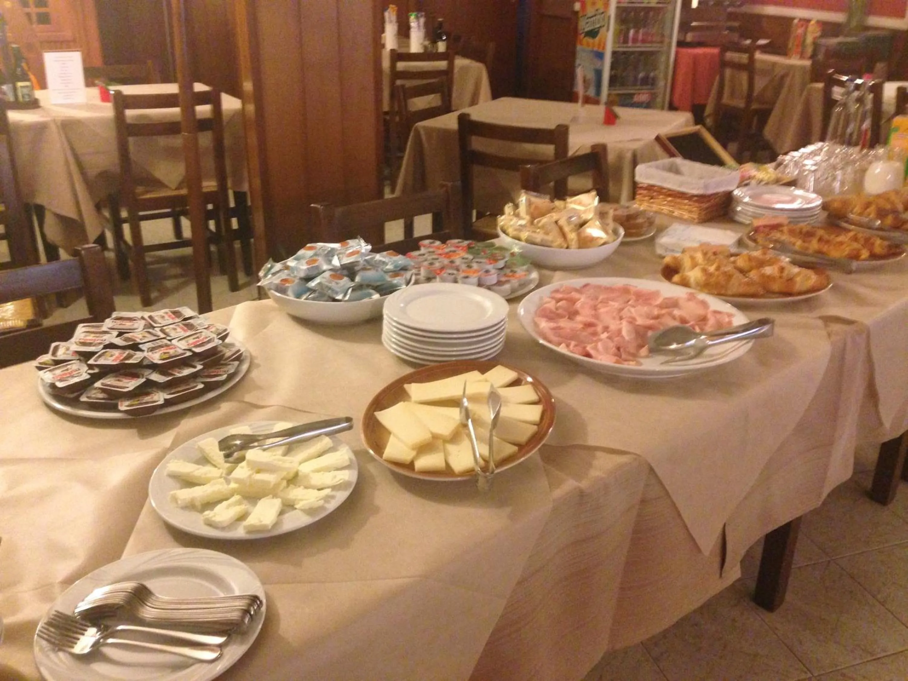 Breakfast in Hotel Scandola