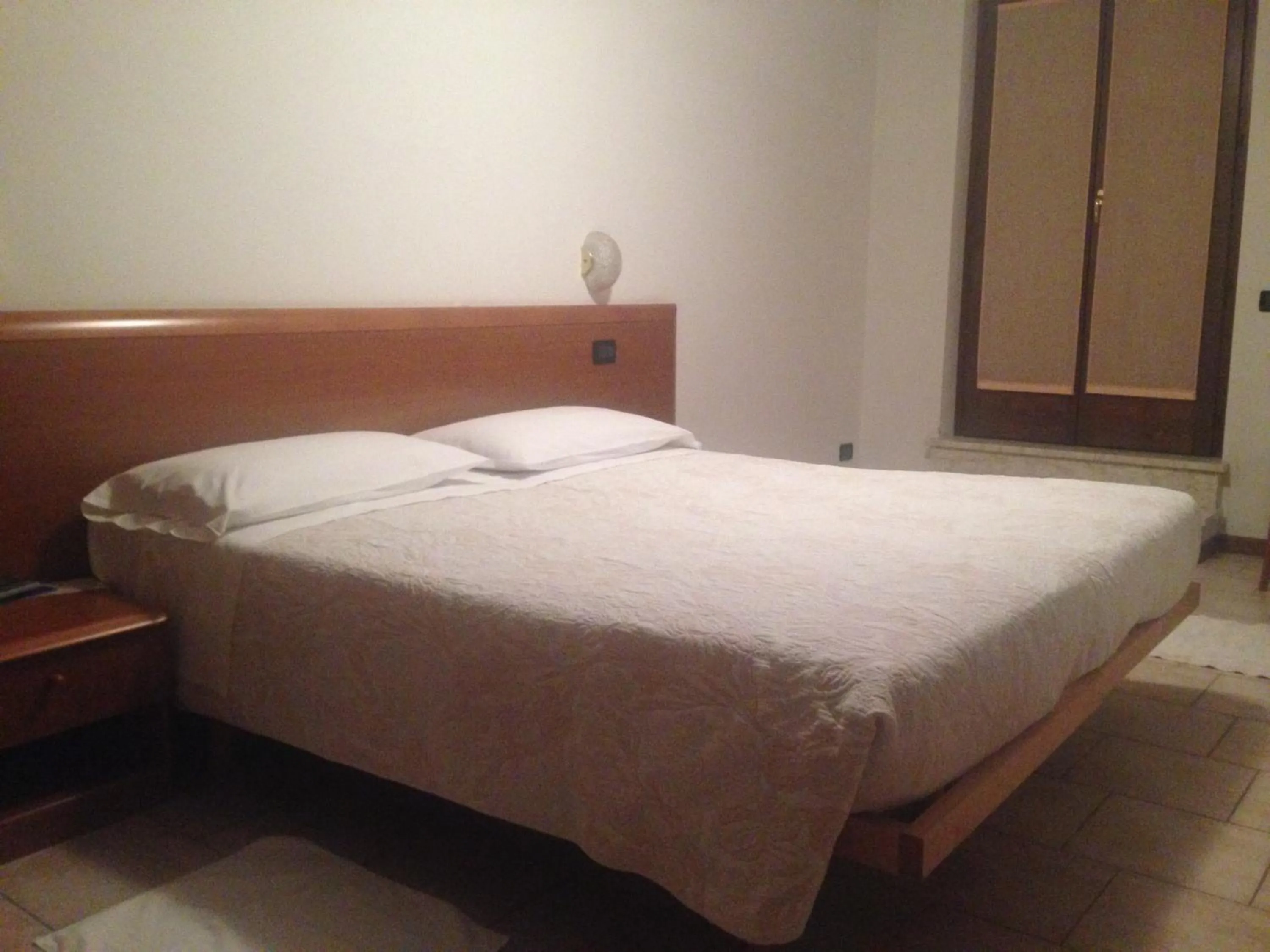 Photo of the whole room, Bed in Hotel Scandola