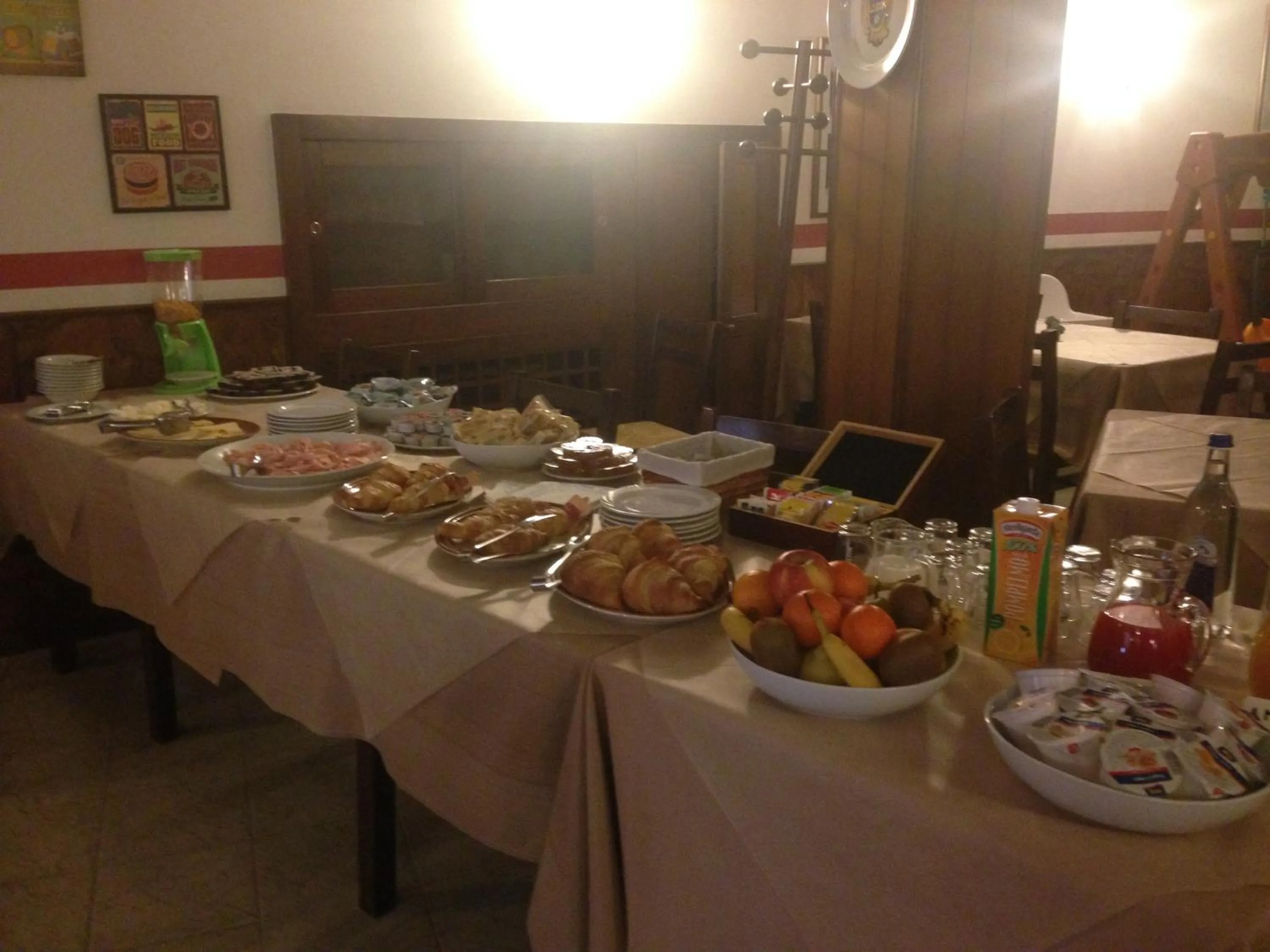 Italian breakfast in Hotel Scandola