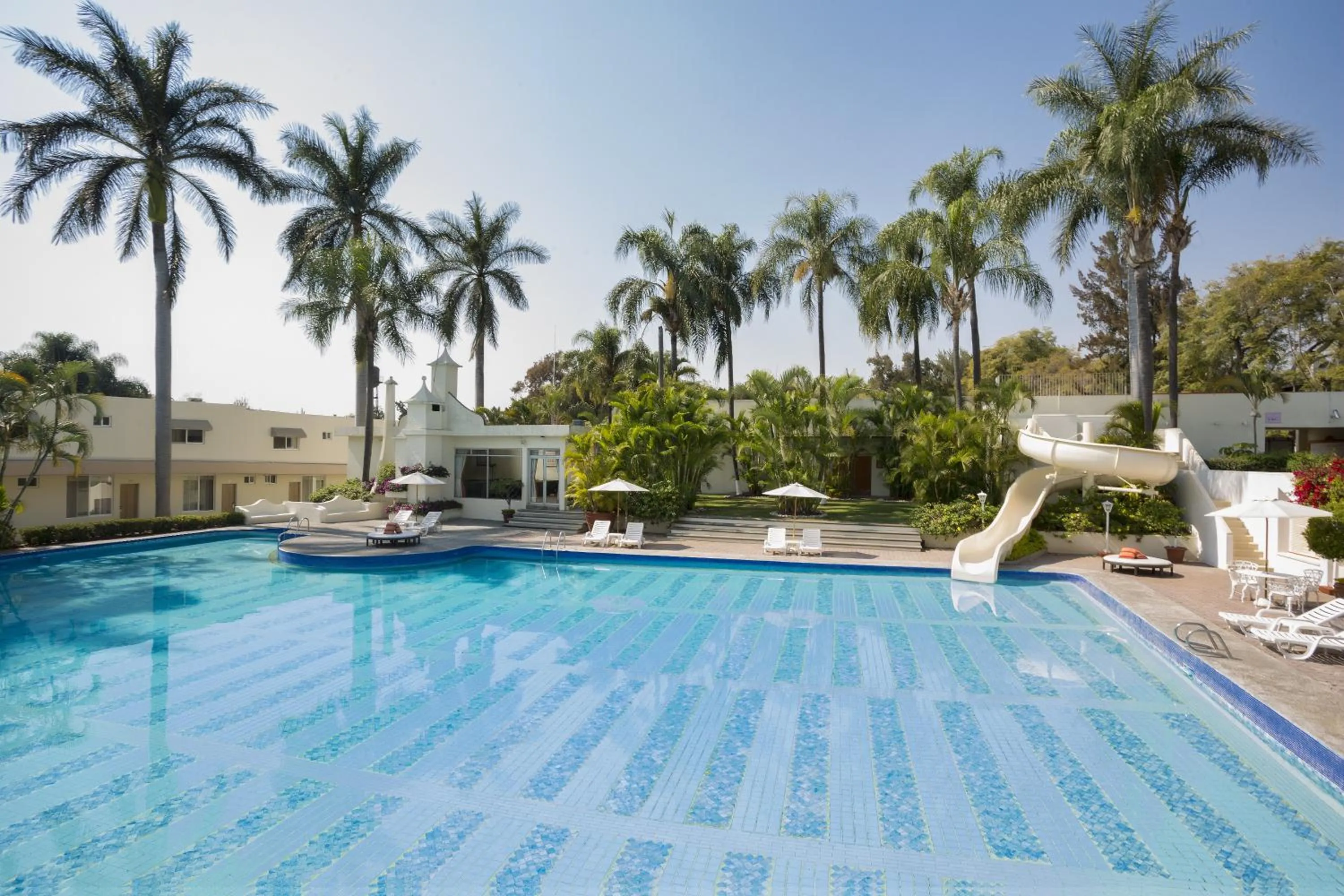Swimming pool in Gamma Cuernavaca Puerta Paraiso