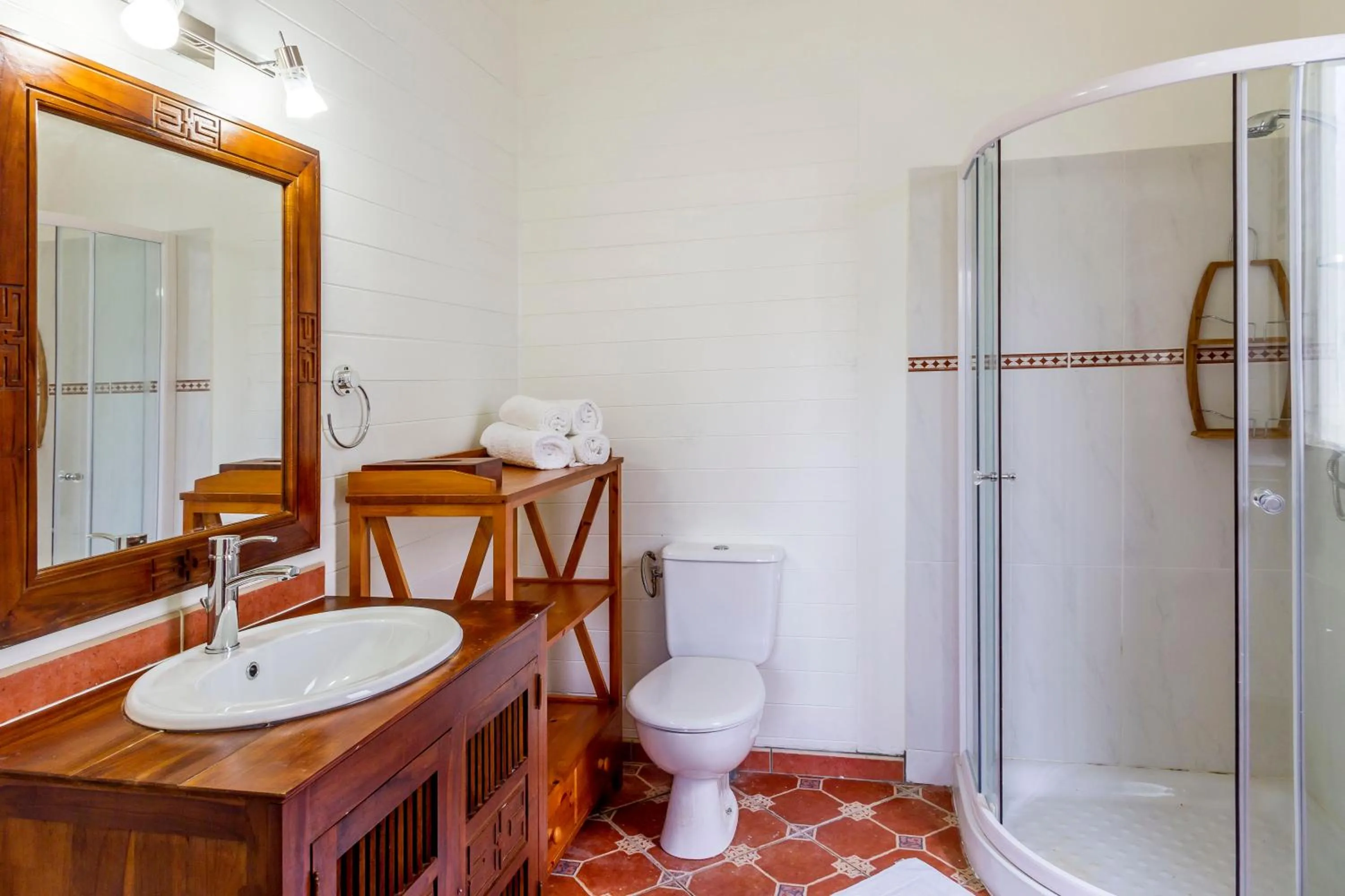 Shower in Le Domaine Saint Aubin