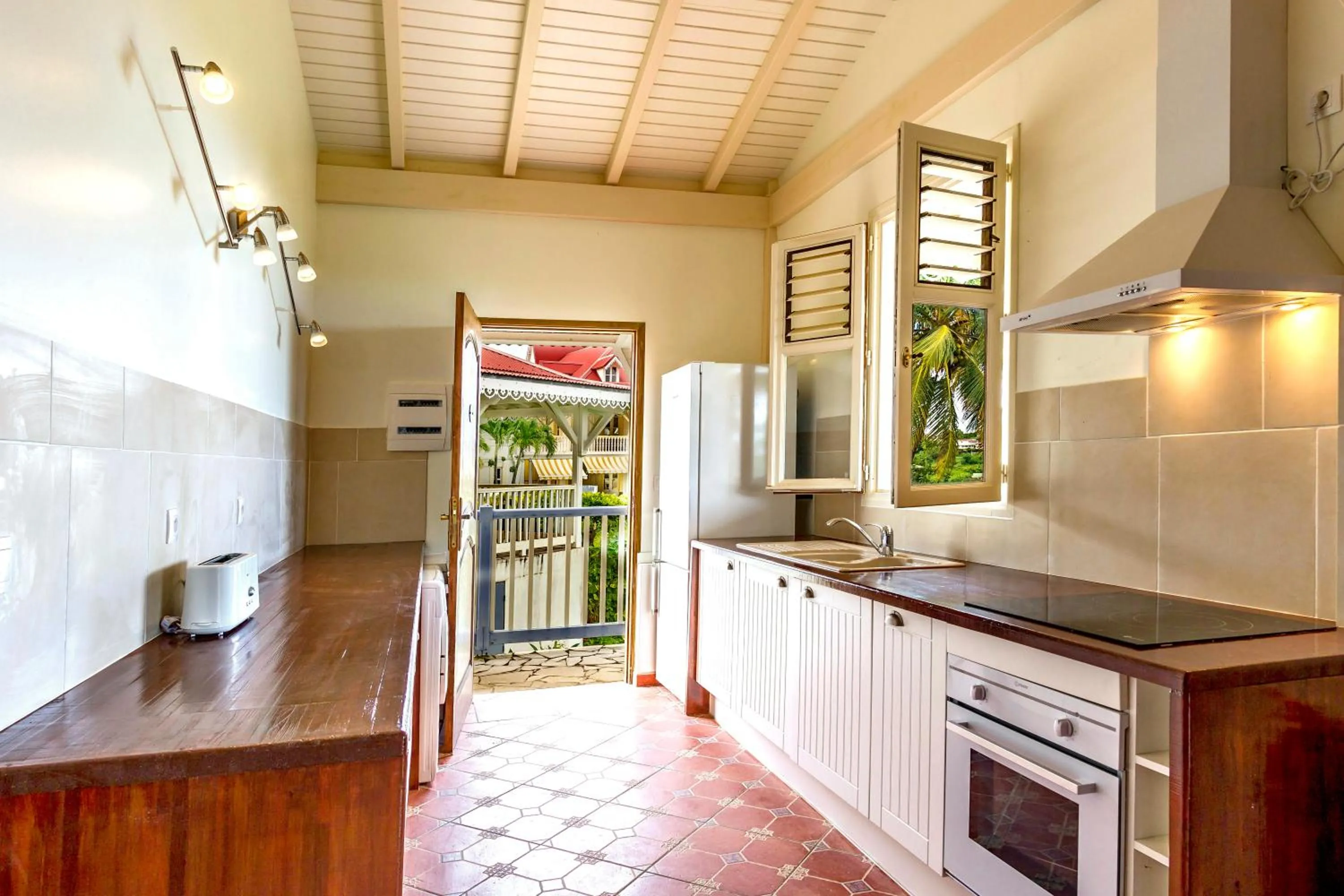 Kitchen or kitchenette in Le Domaine Saint Aubin