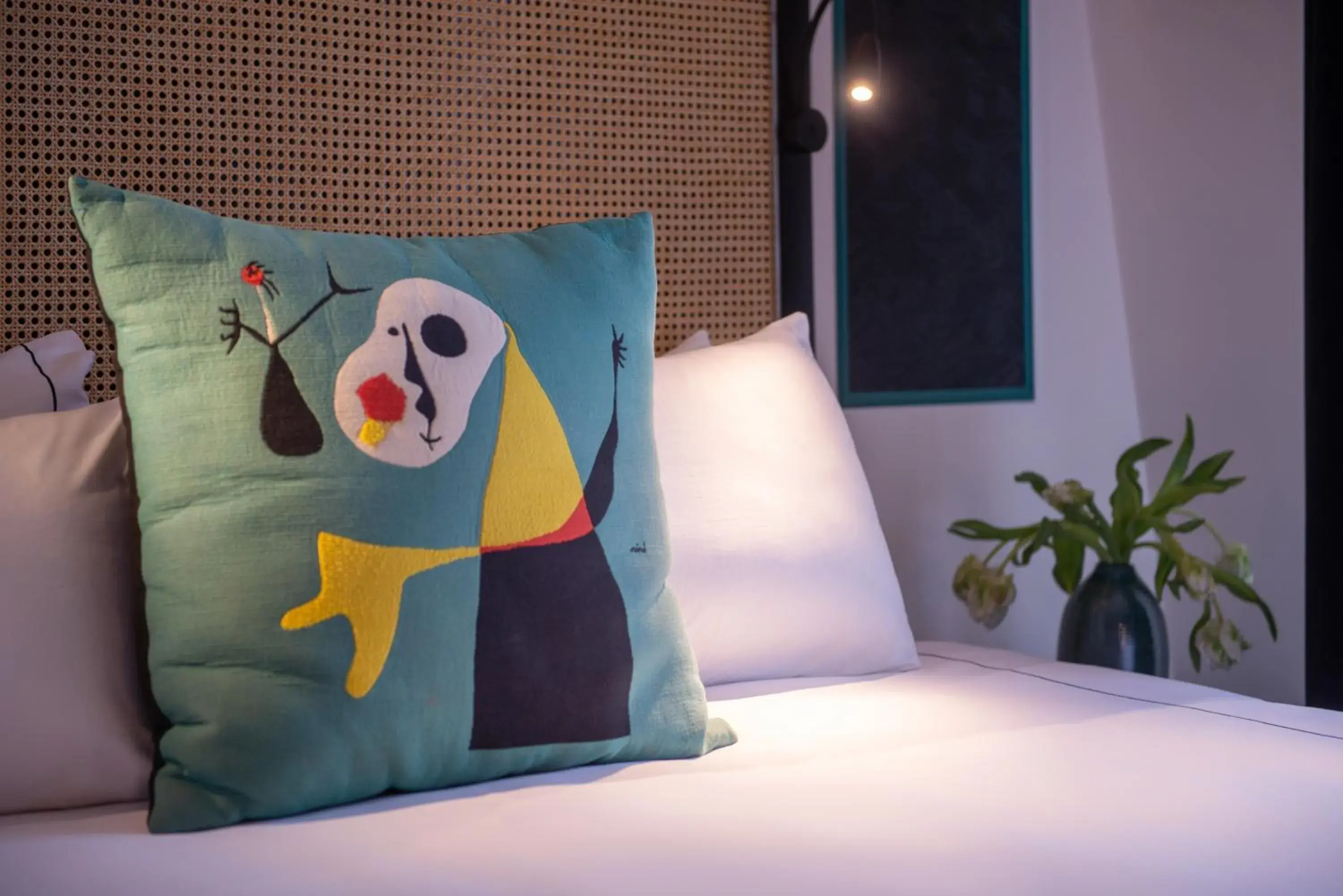 Bed in Mom'Art Hotel Bed in Mom'Art Hotel