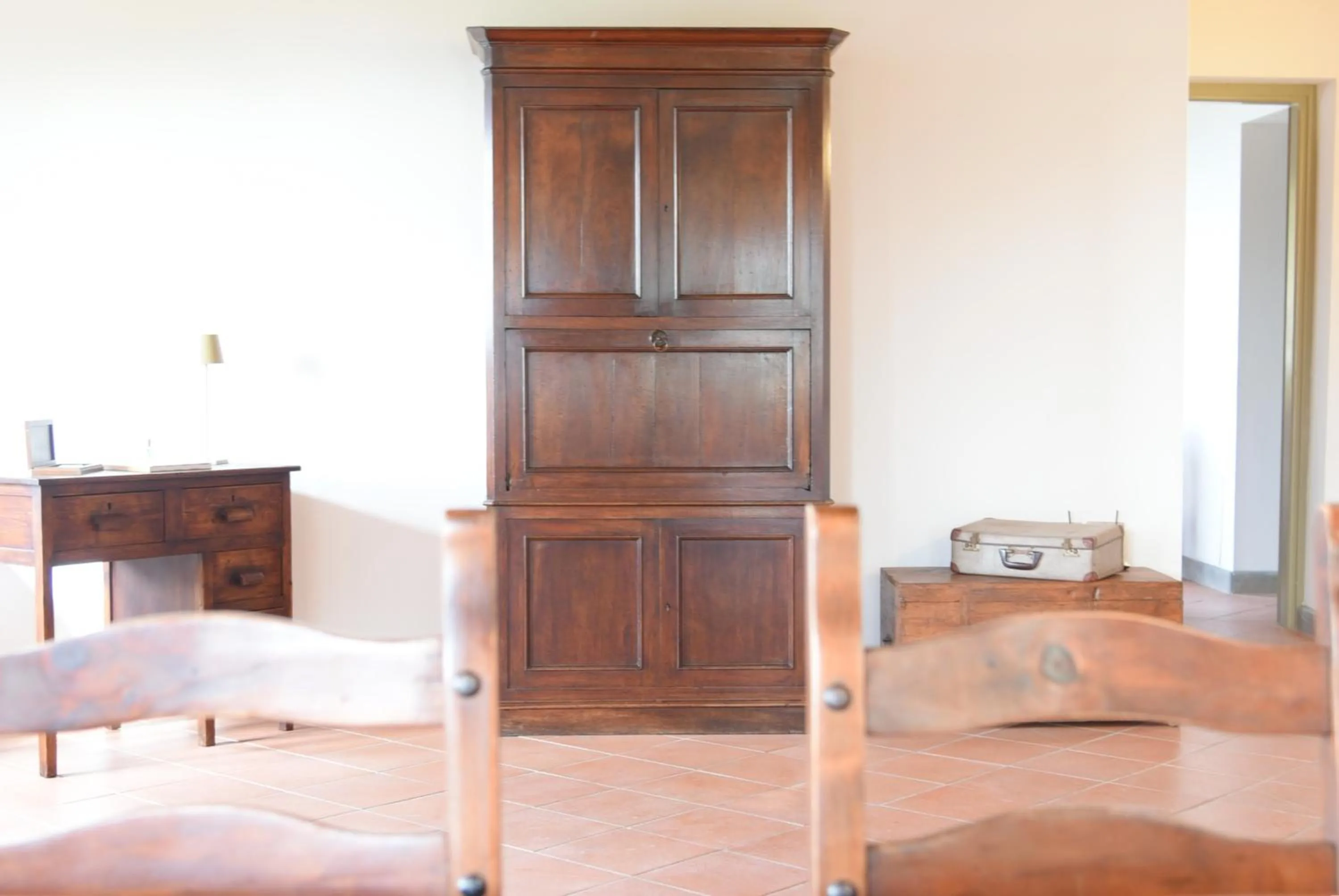 Seating area, Bed in La Casa Nel Bosco