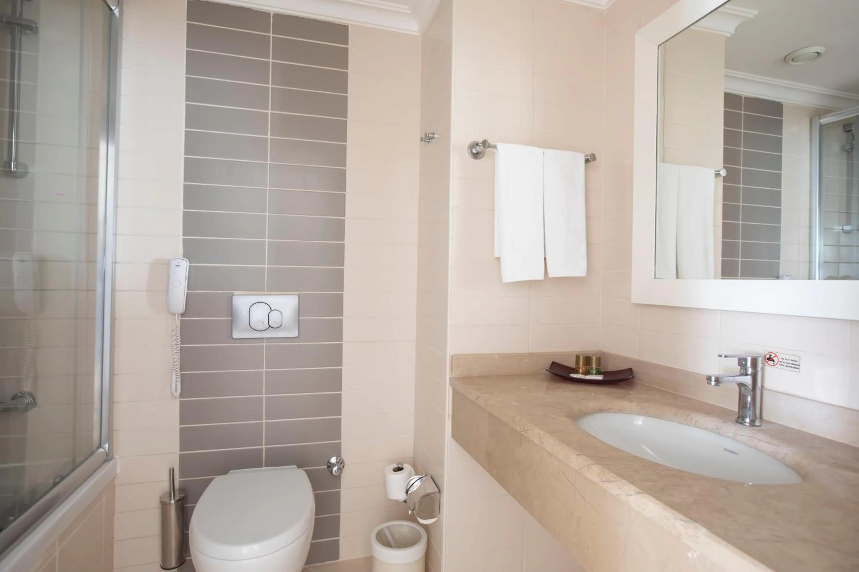 Bathroom in Orange County Belek