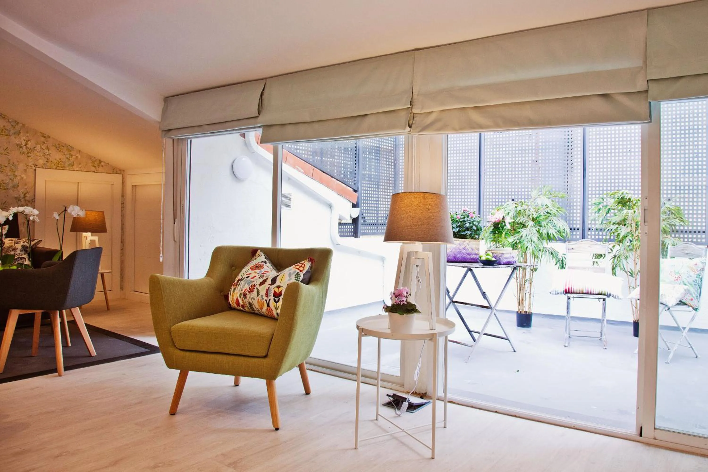 Balcony/Terrace in Feelathome Madrid Suites Apartments