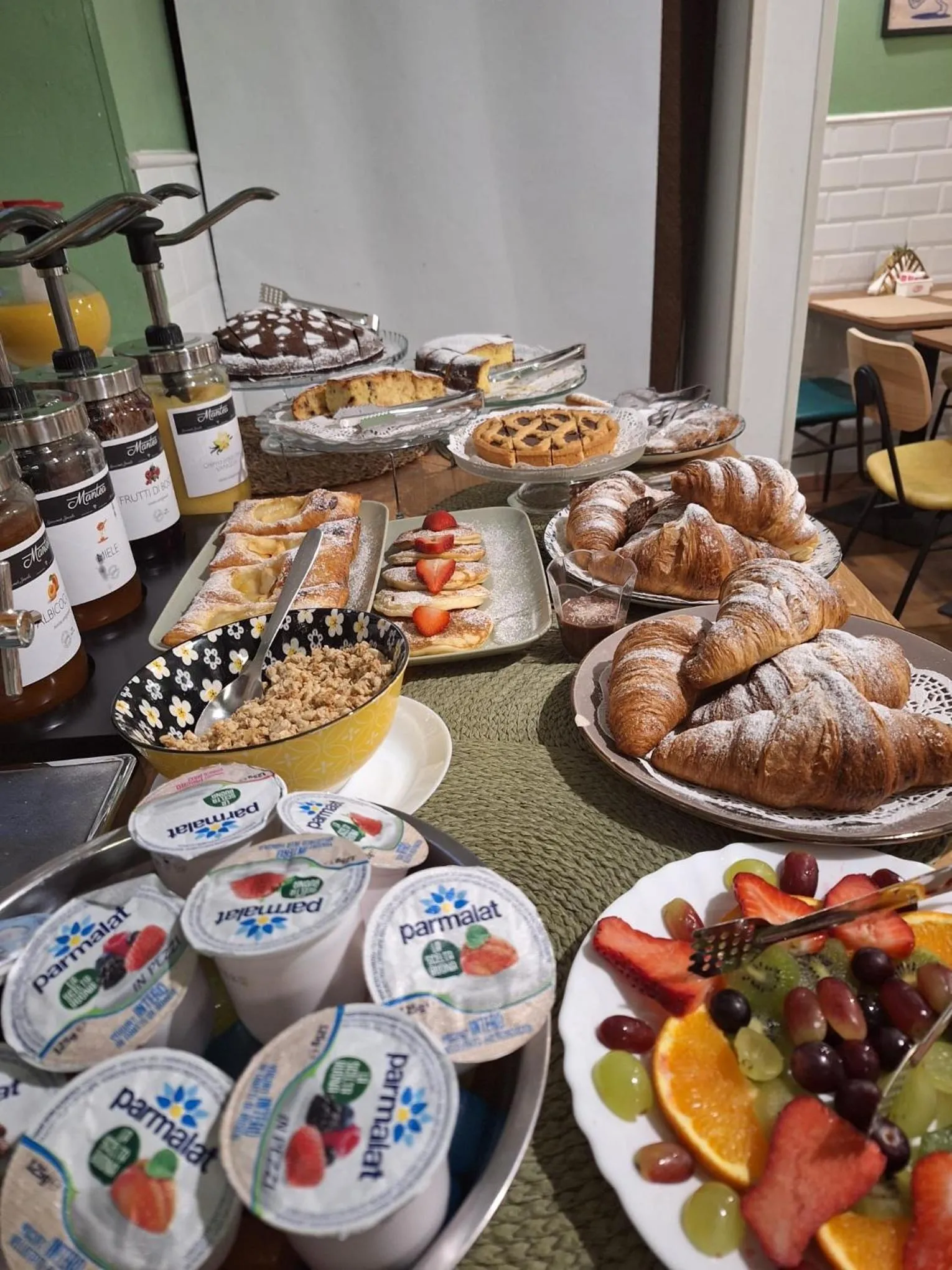 Buffet breakfast in Hotel Brenta