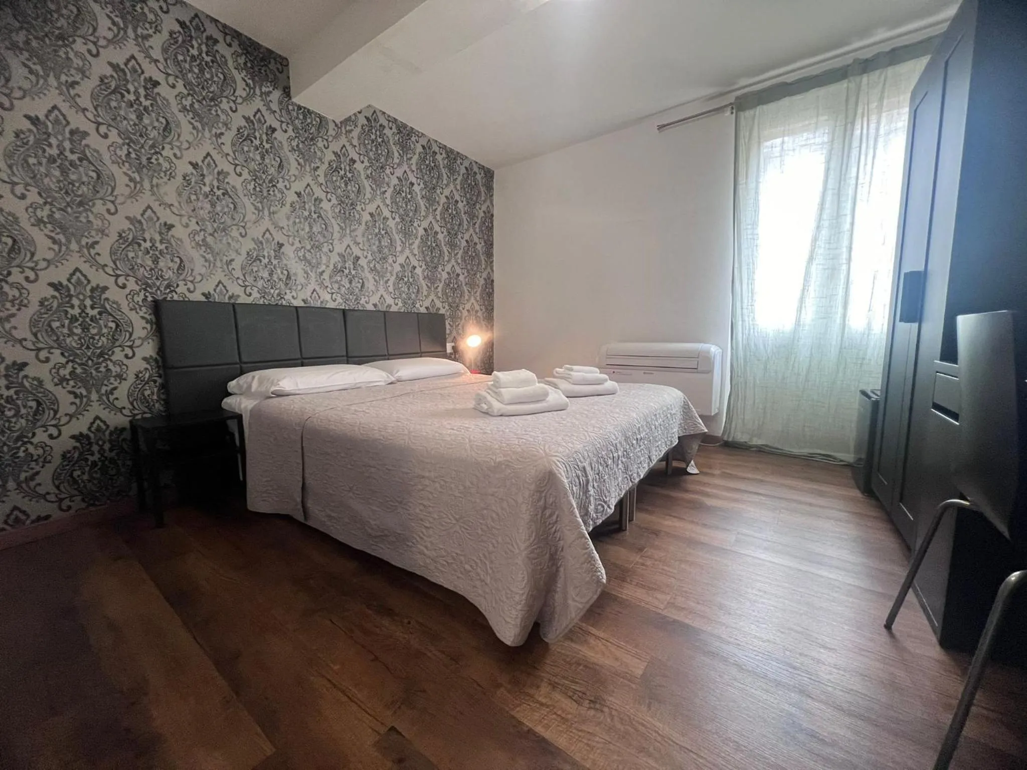 Bed in Hotel Brenta