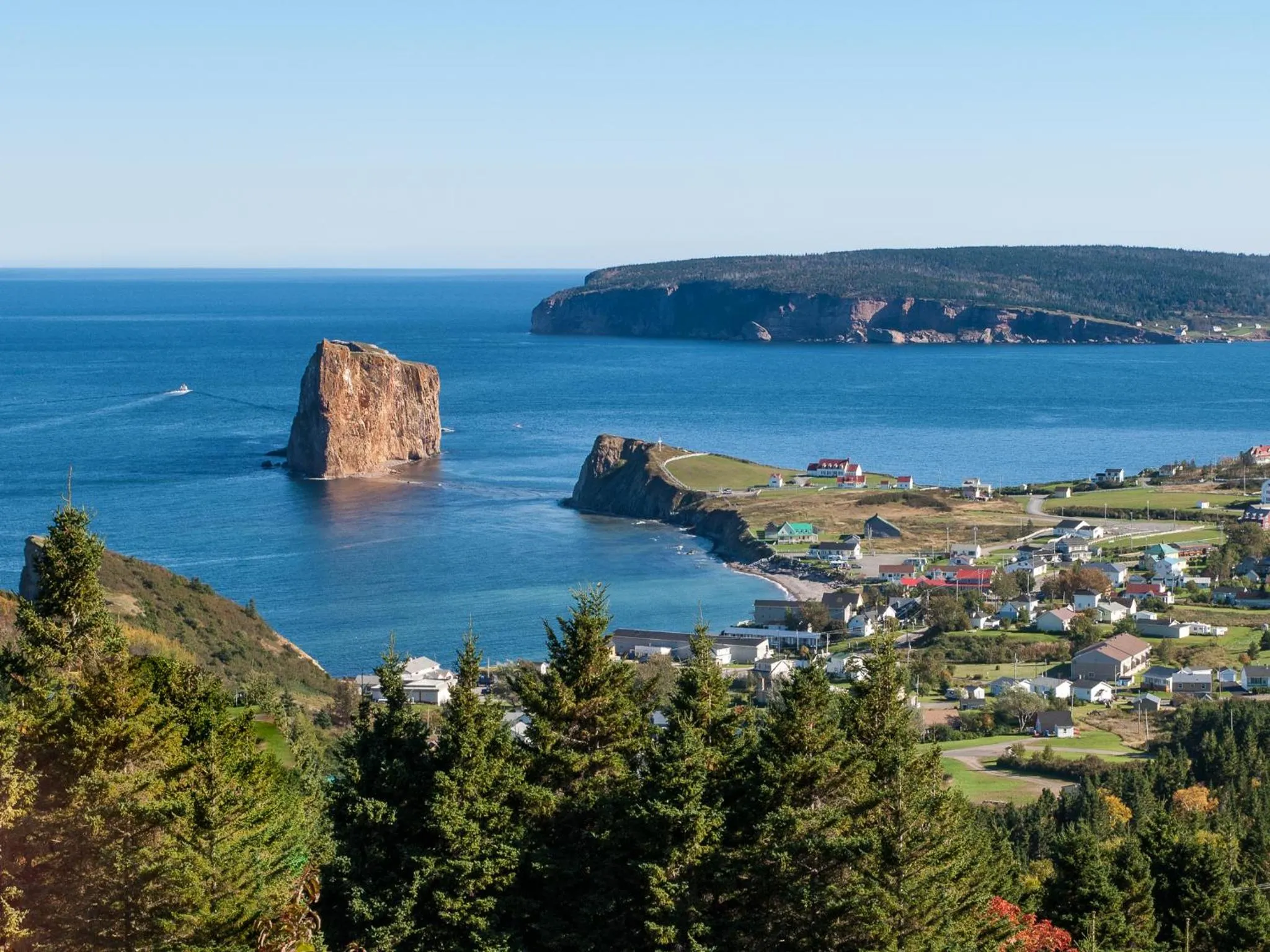 Sea view in Au Pic de l'Aurore Motel-Chalets
