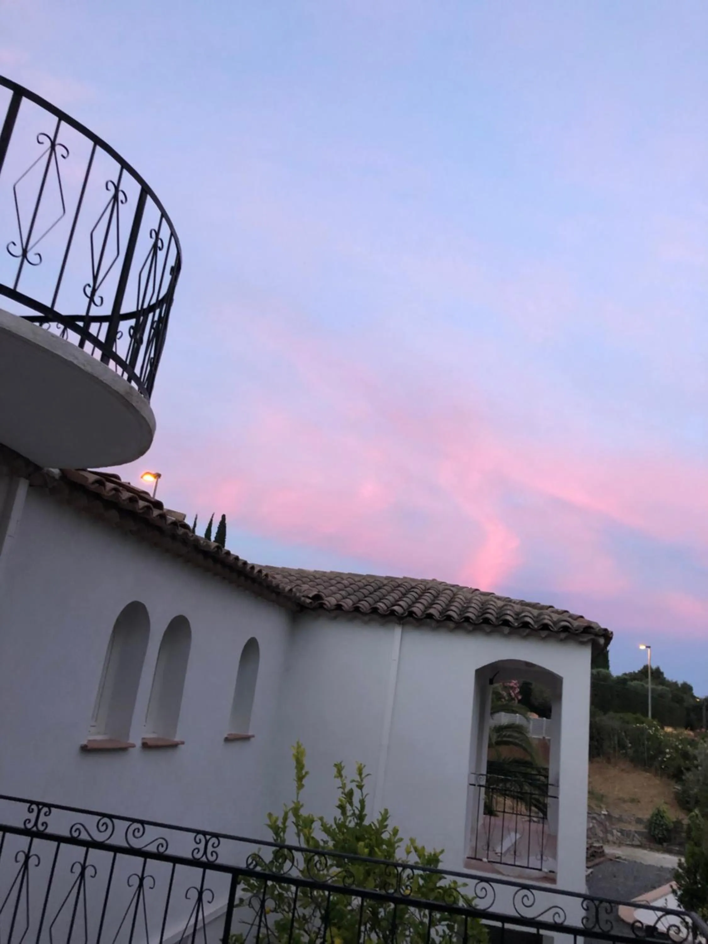 Property building in Maxima Sunset