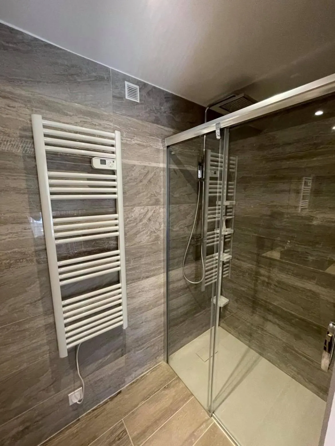 Bathroom in Maxima Sunset