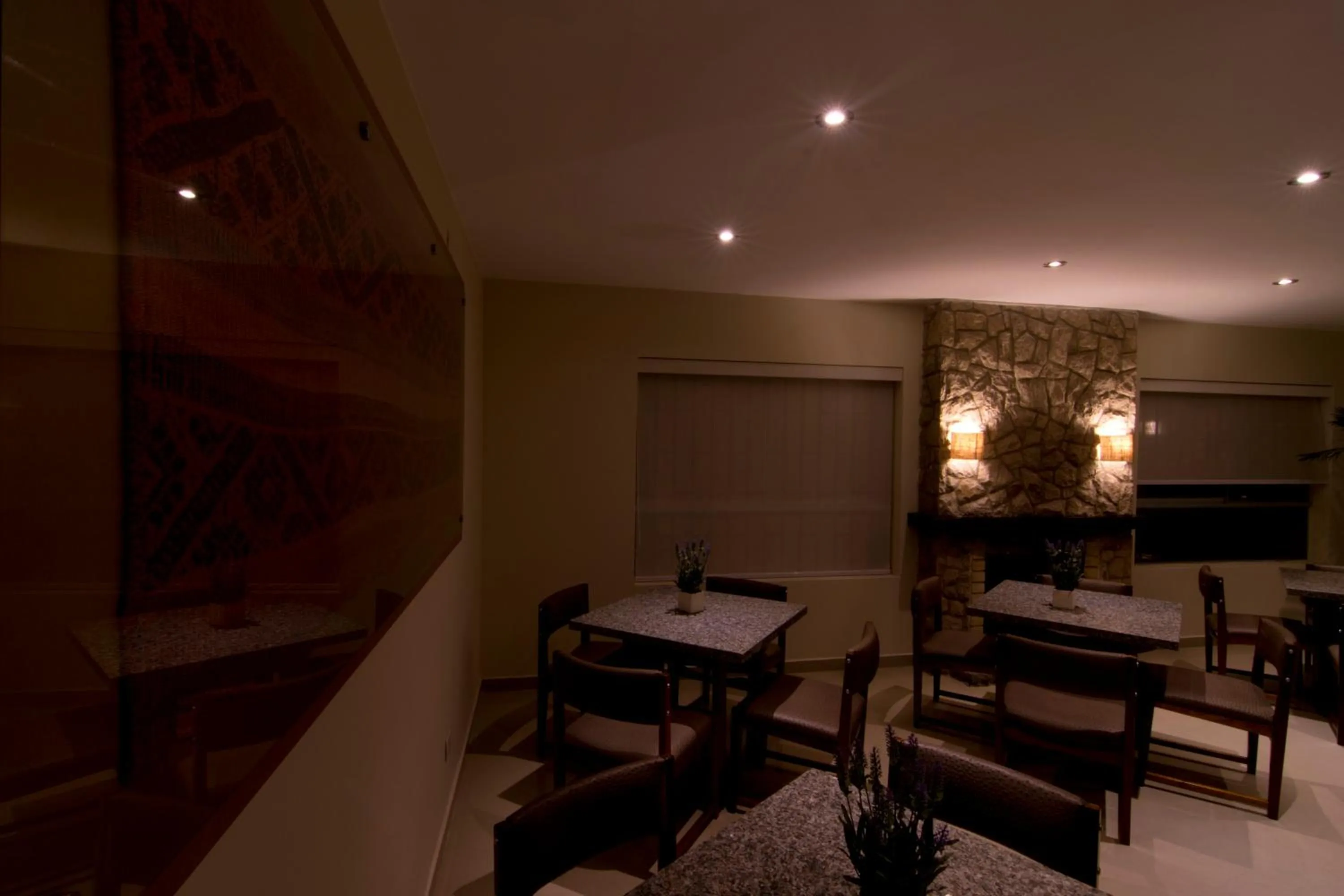 Restaurant/places to eat in Tambo Dos de Mayo