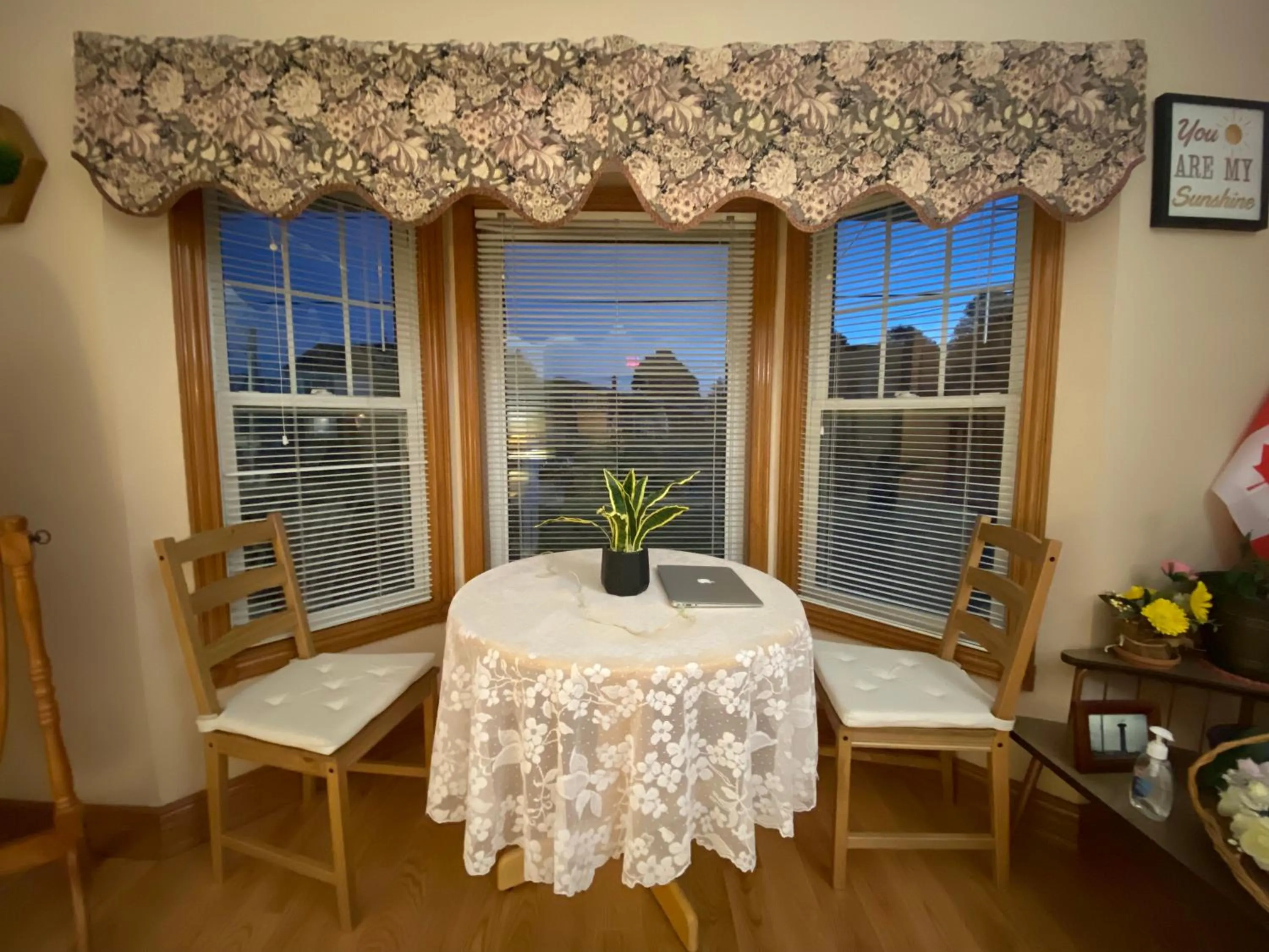 Living room in Anna's Bed & Breakfast