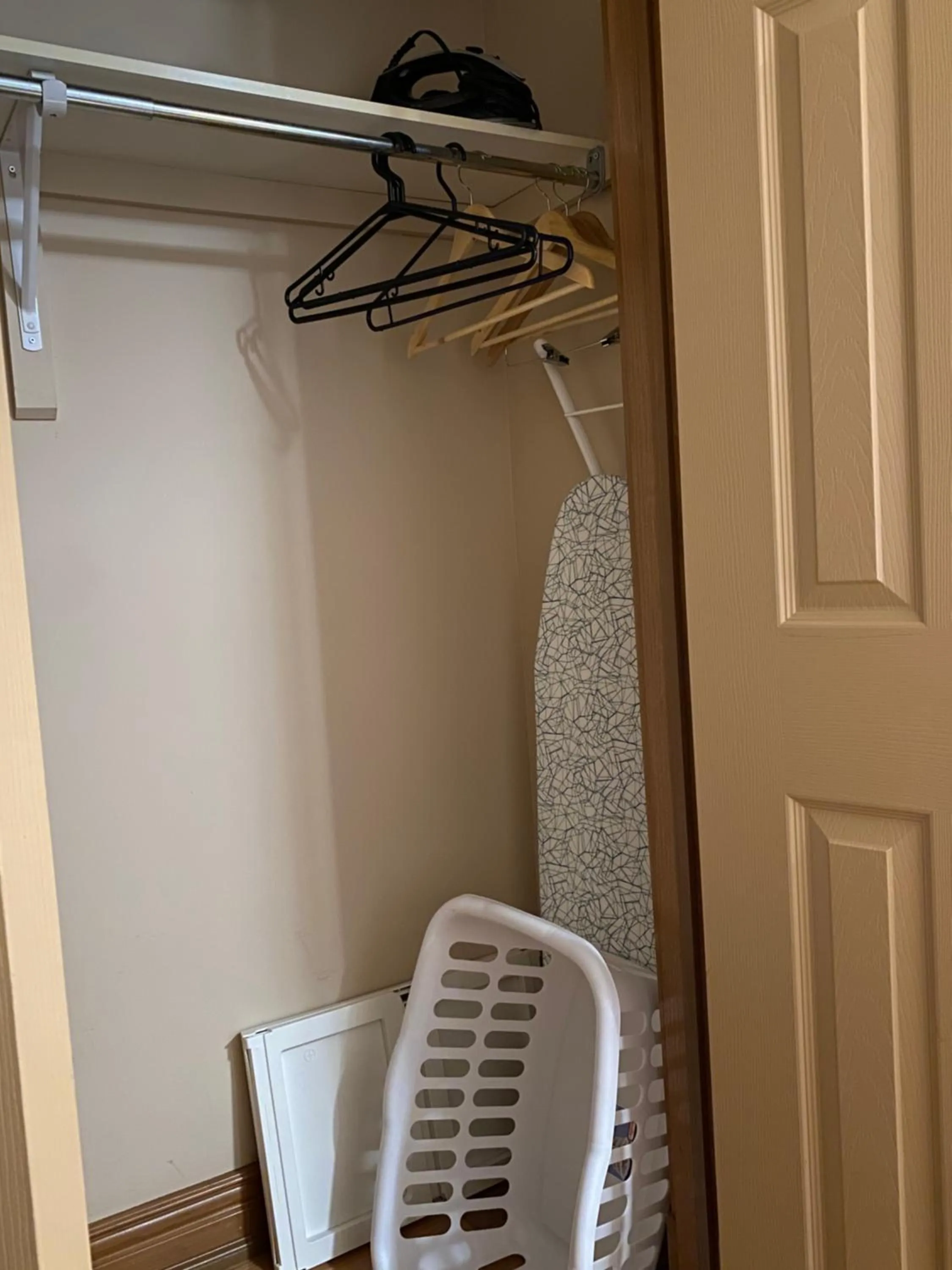 furniture in Anna's Bed & Breakfast