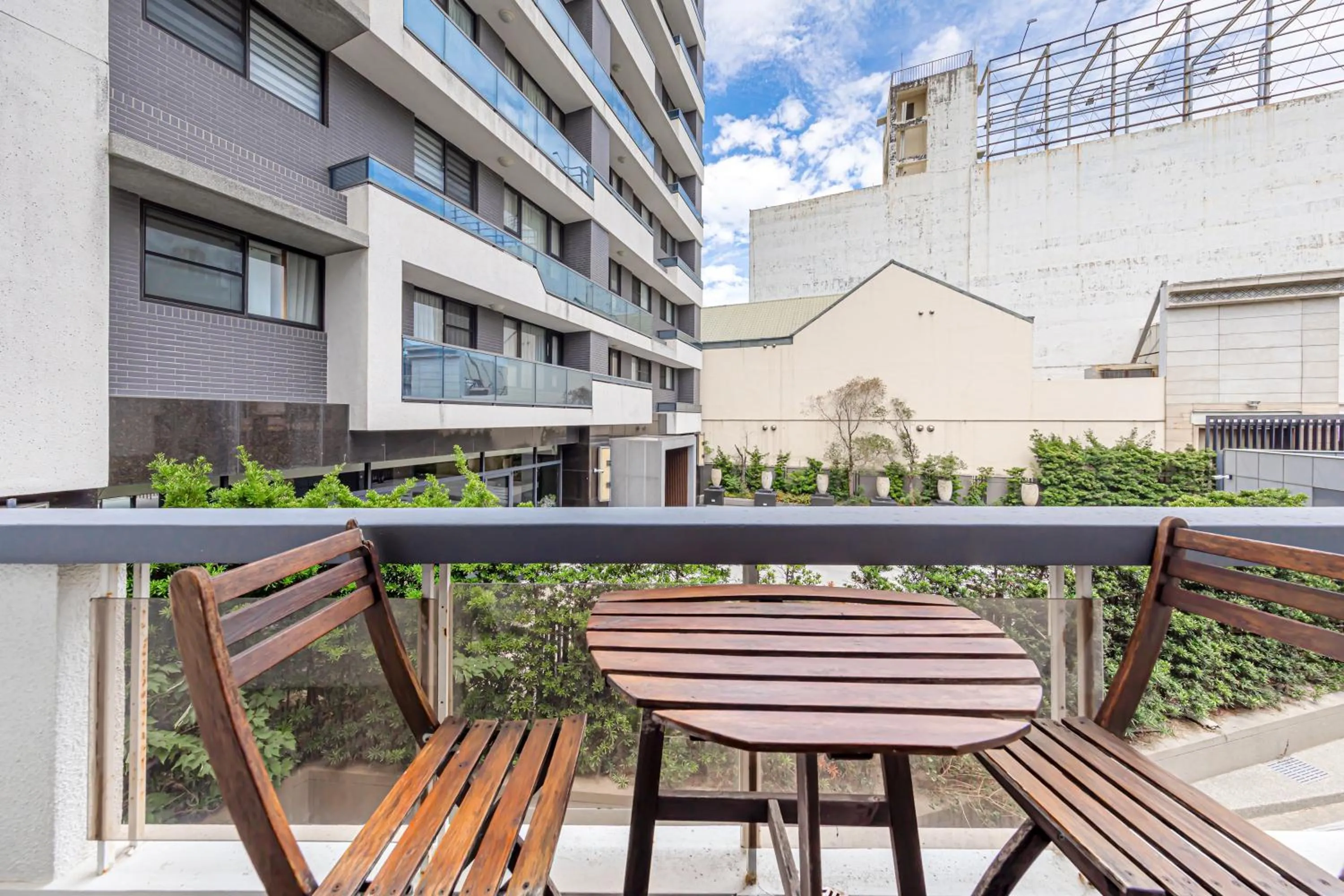 Balcony/Terrace in IsShoNi house