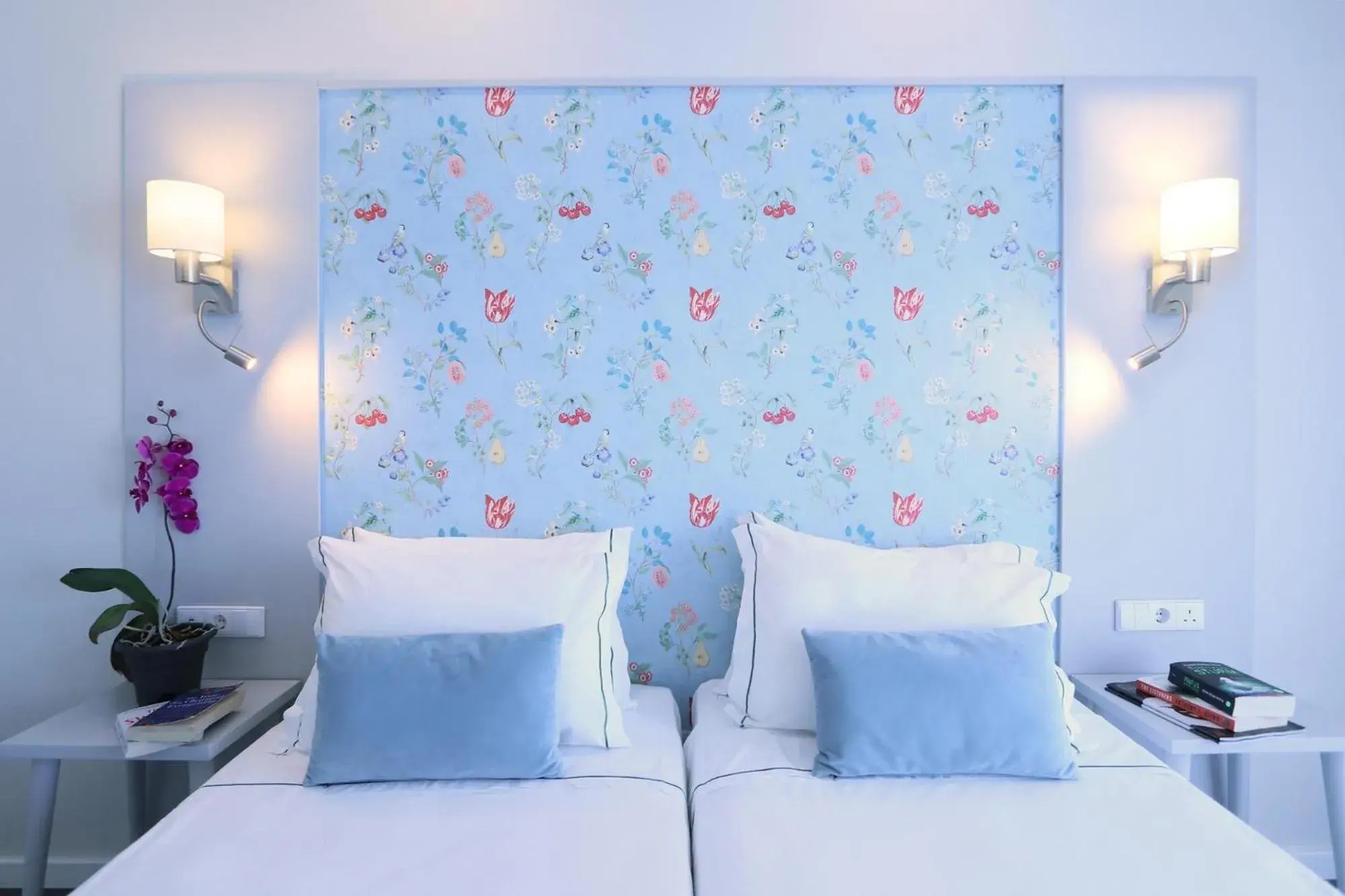 Photo of the whole room, Bed in Agua Hotels Alvor Jardim Photo of the whole room, Bed in Agua Hotels Alvor Jardim