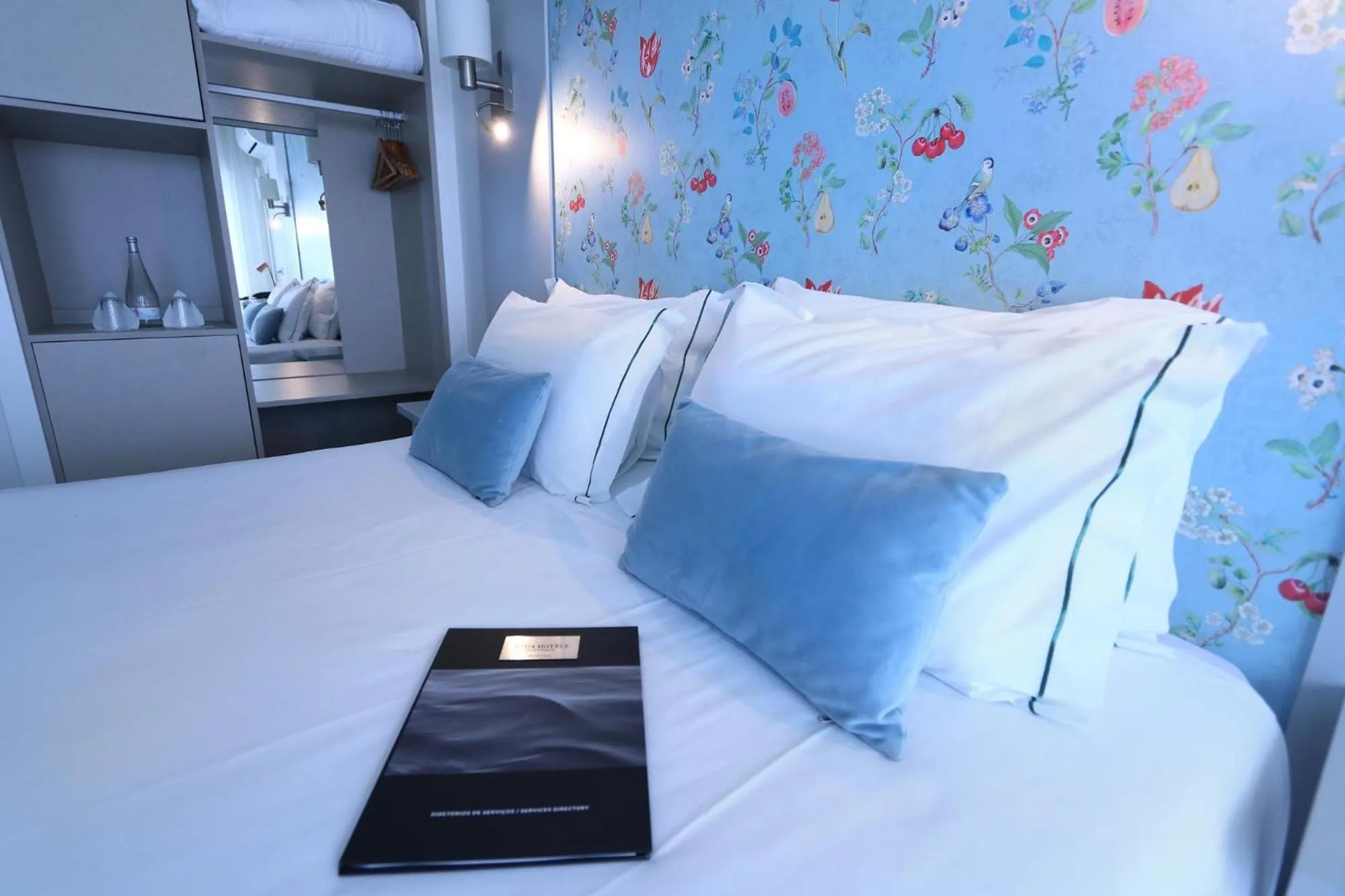 Photo of the whole room, Bed in Agua Hotels Alvor Jardim