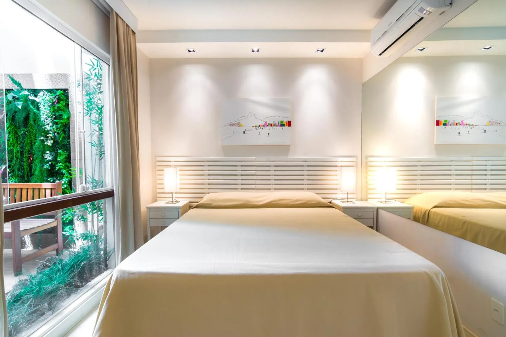 Bedroom, Bed in MC FLATS IPANEMA BEACH STAR