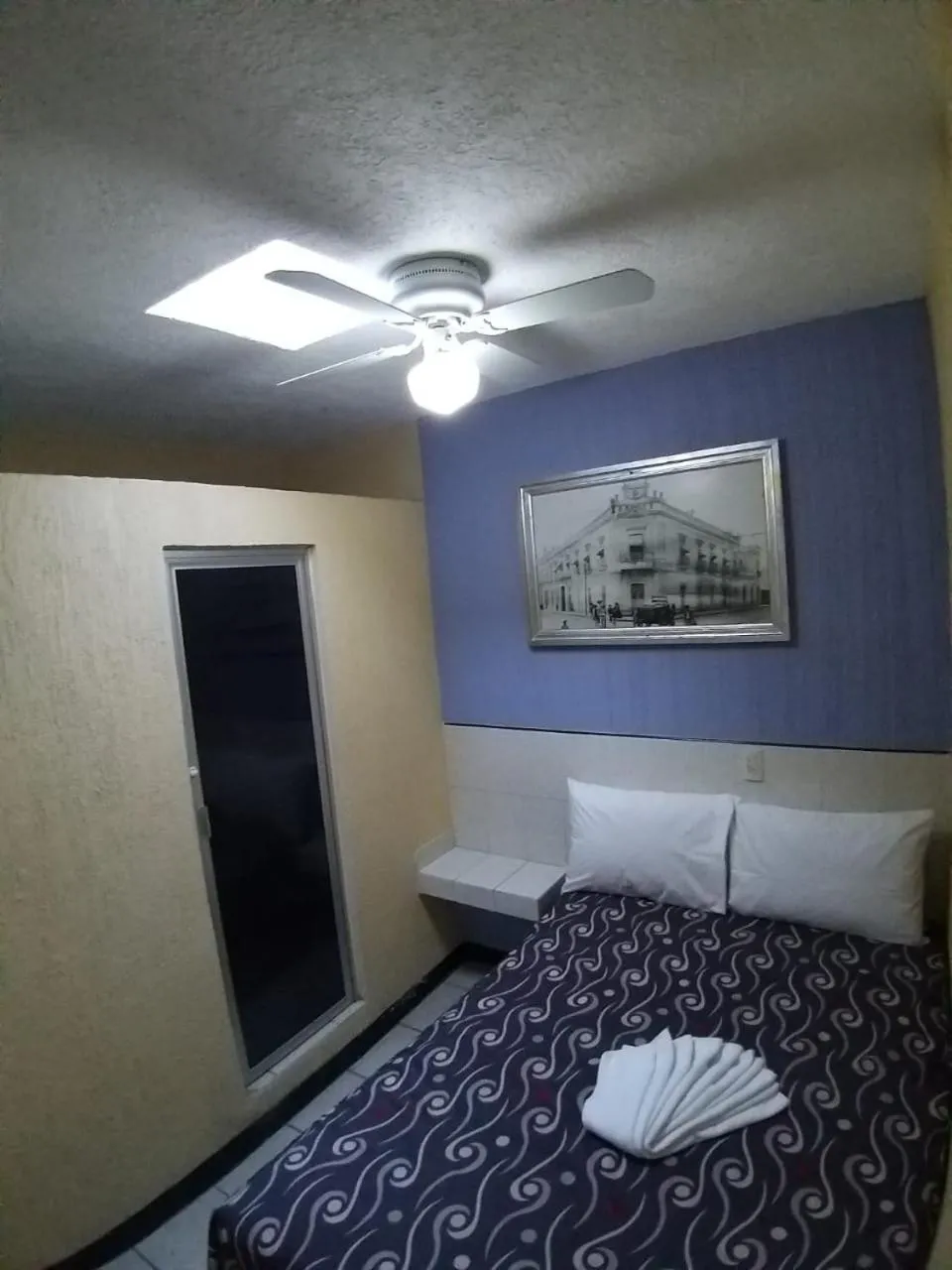 Bed in Hotel Aguila