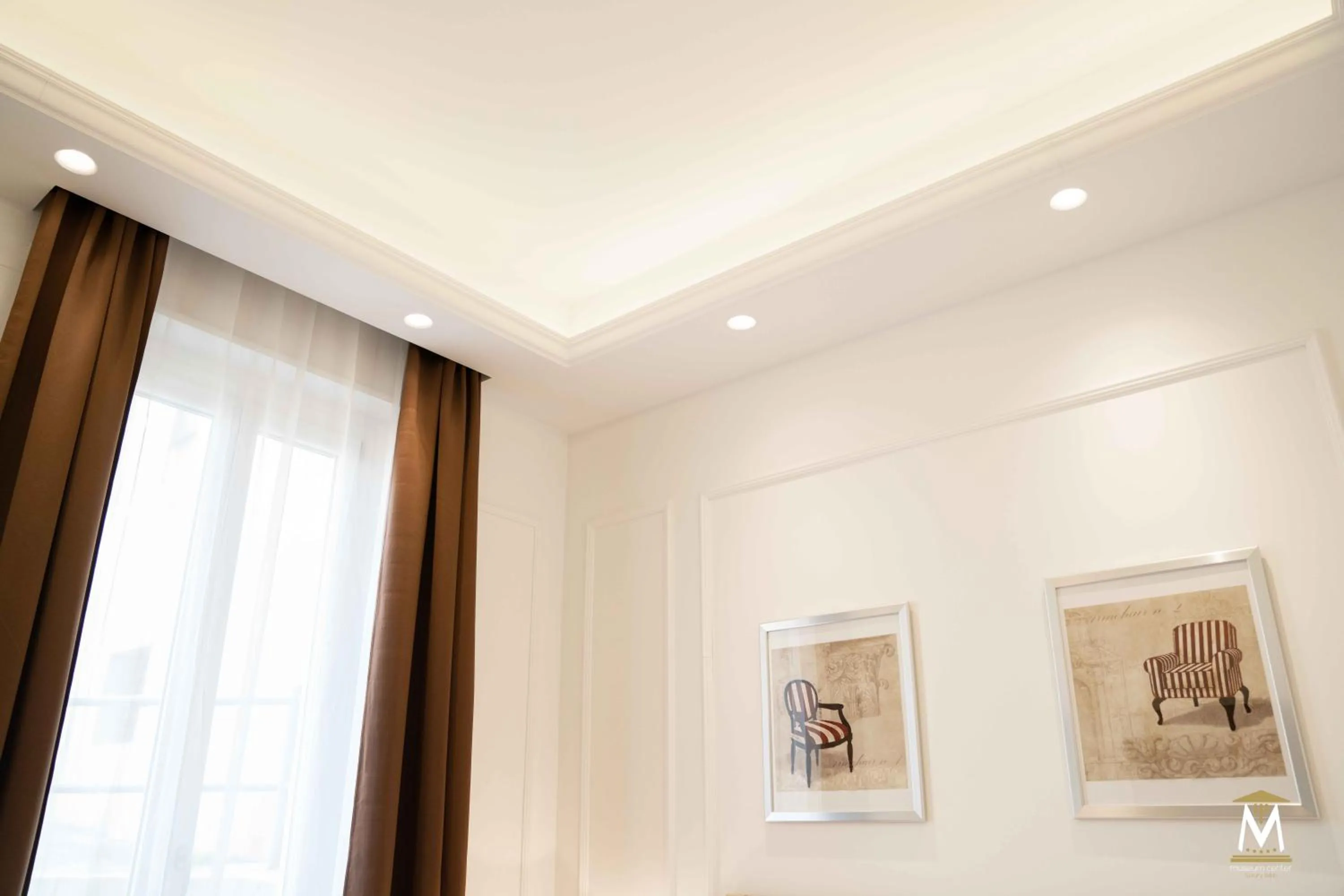 Property building in Museum Center Luxury