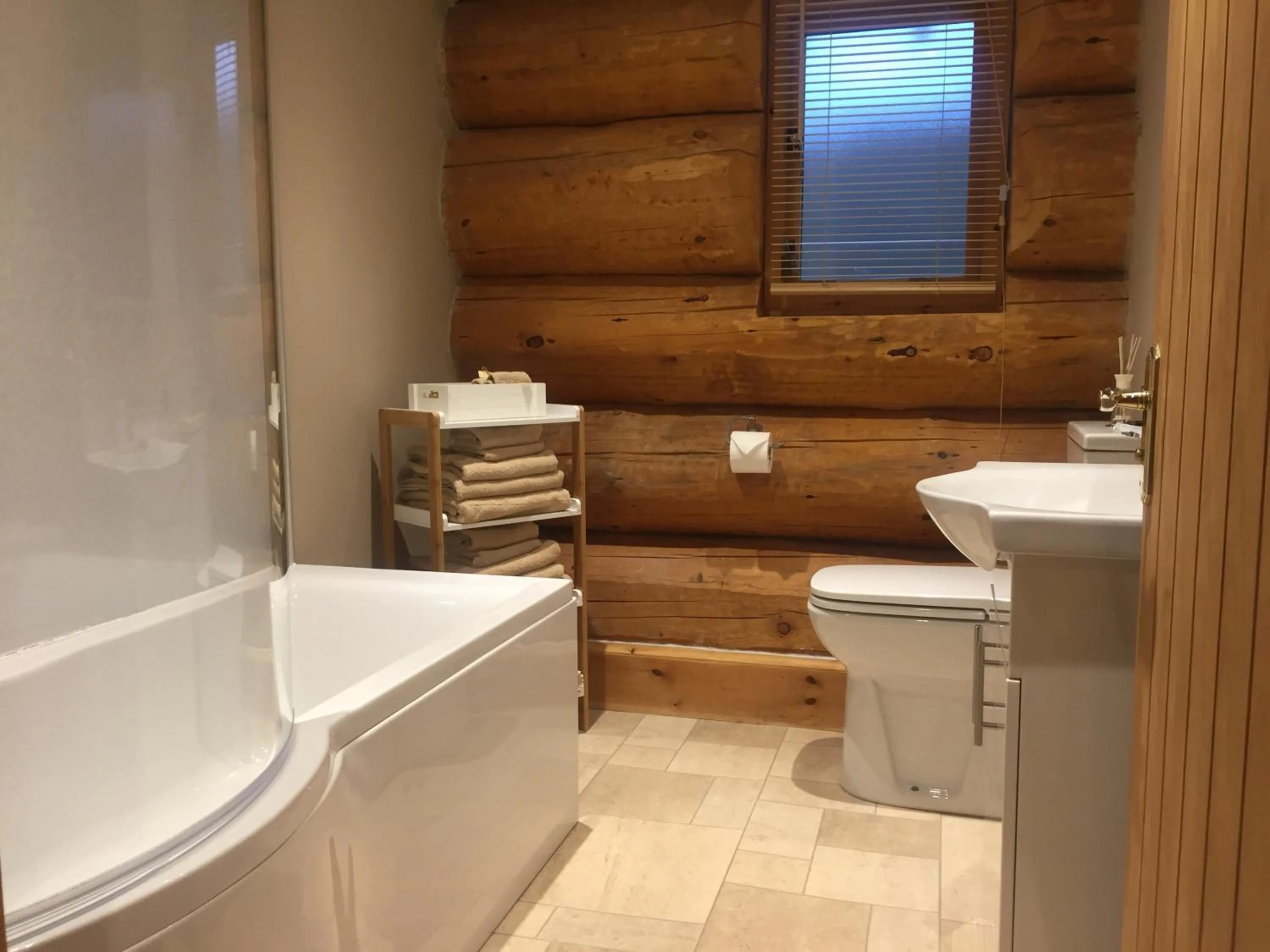 Bathroom in Ewes Water Log Cabins