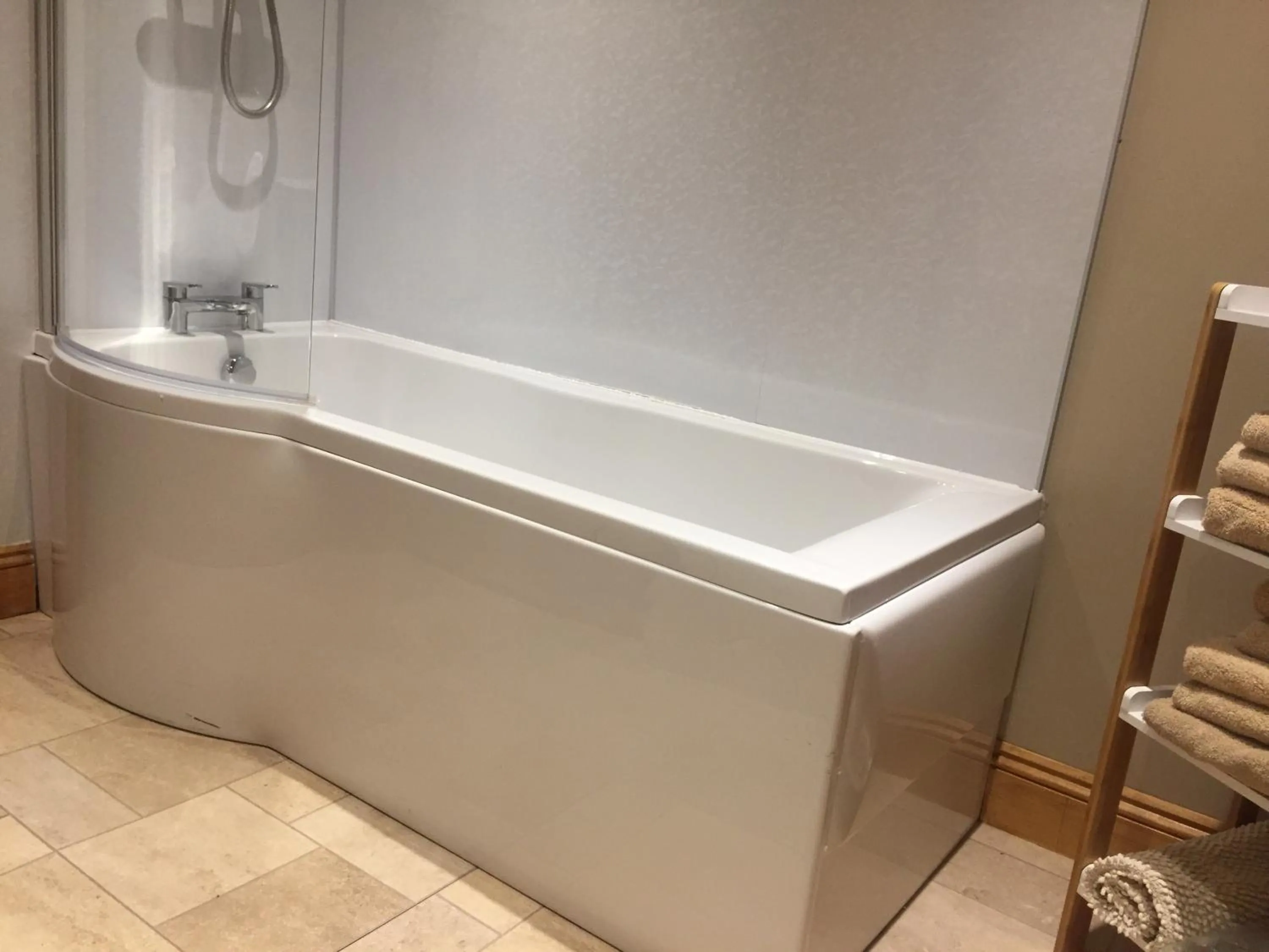 Bathroom in Ewes Water Log Cabins