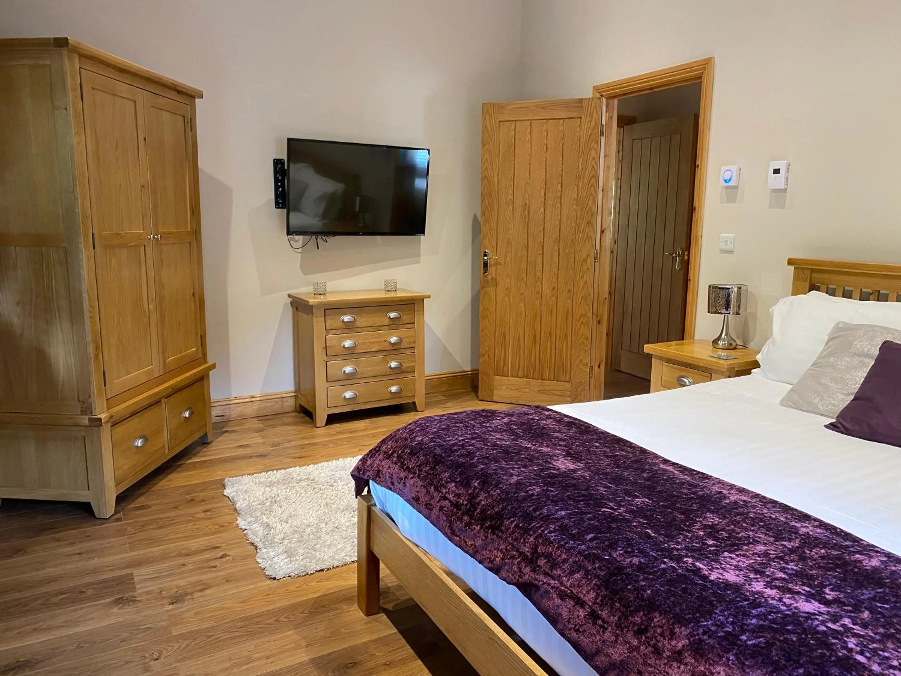Bed in Ewes Water Log Cabins