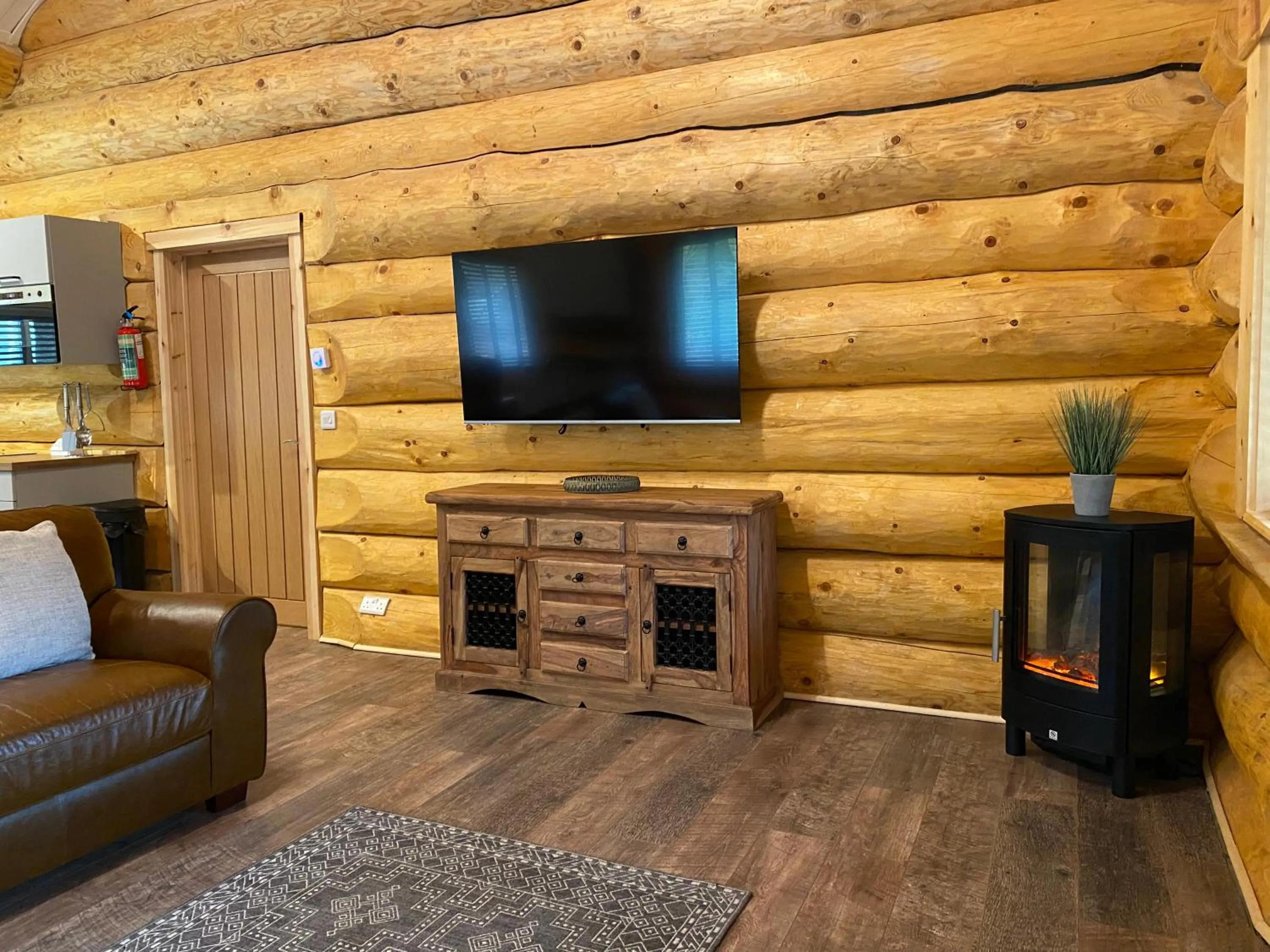 TV and multimedia in Ewes Water Log Cabins