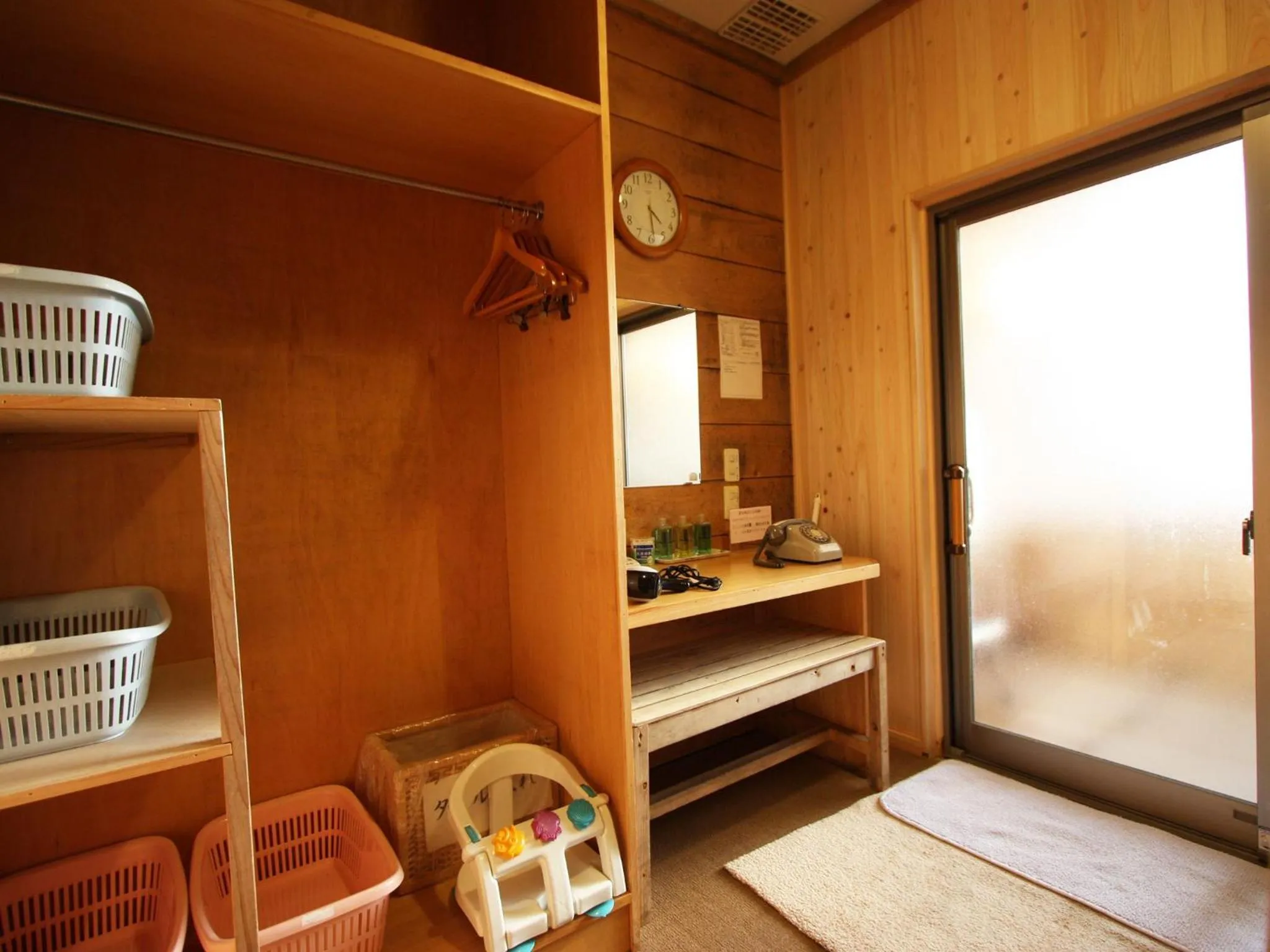 Family in Misasa Royal Hotel