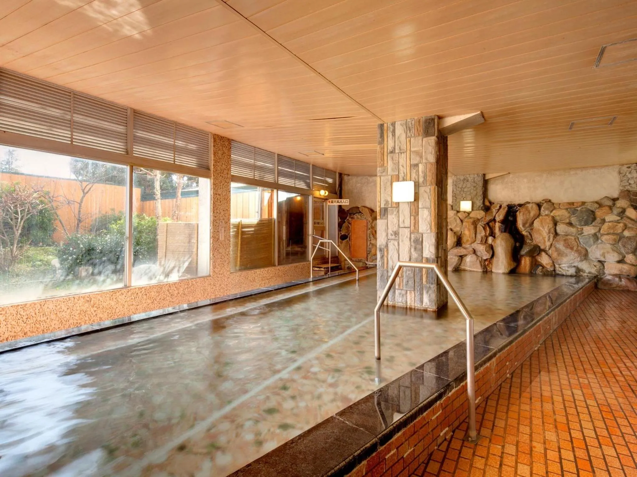 Public Bath in Misasa Royal Hotel