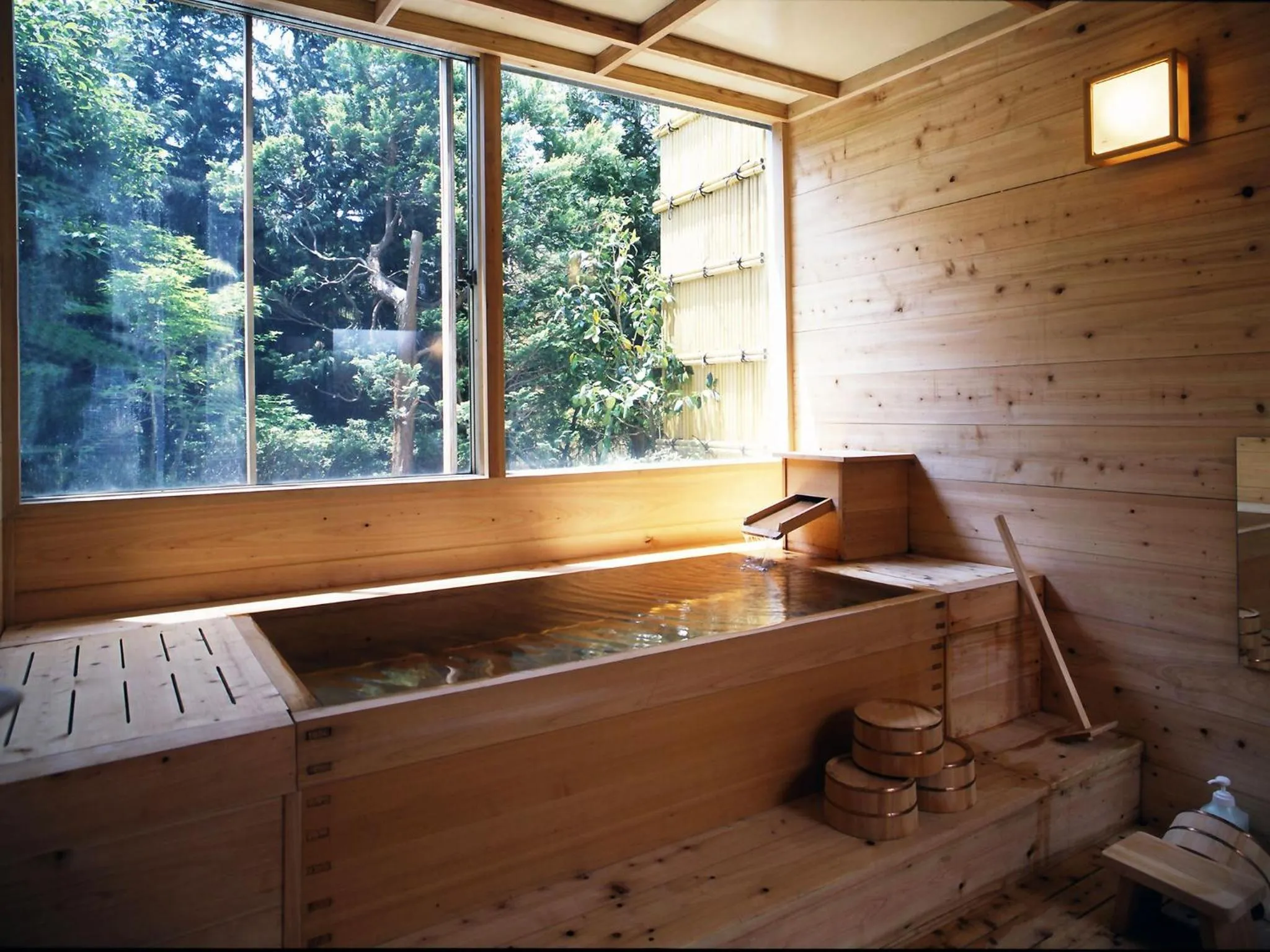 Family in Misasa Royal Hotel