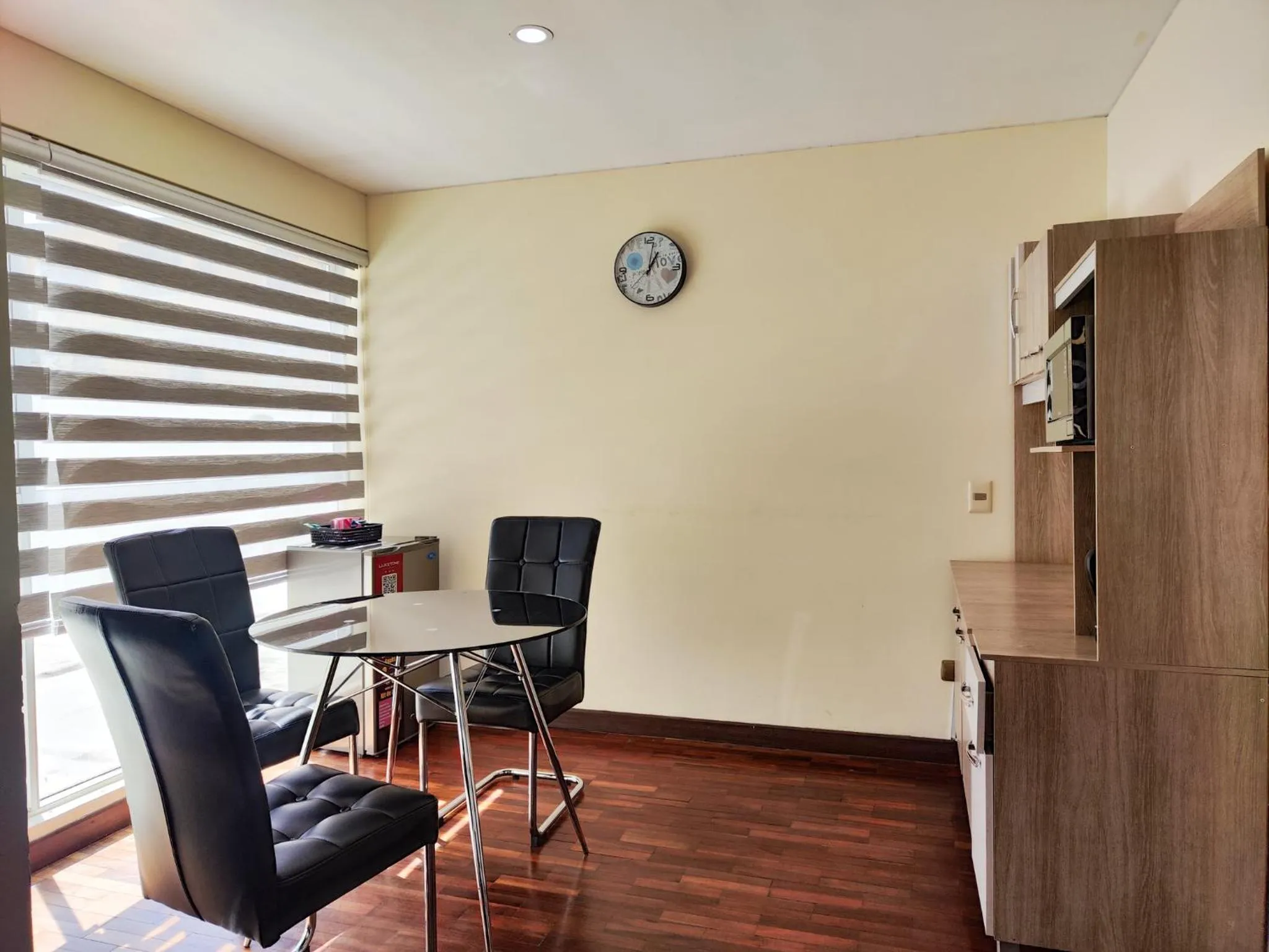 Luxstone Executive & Suites