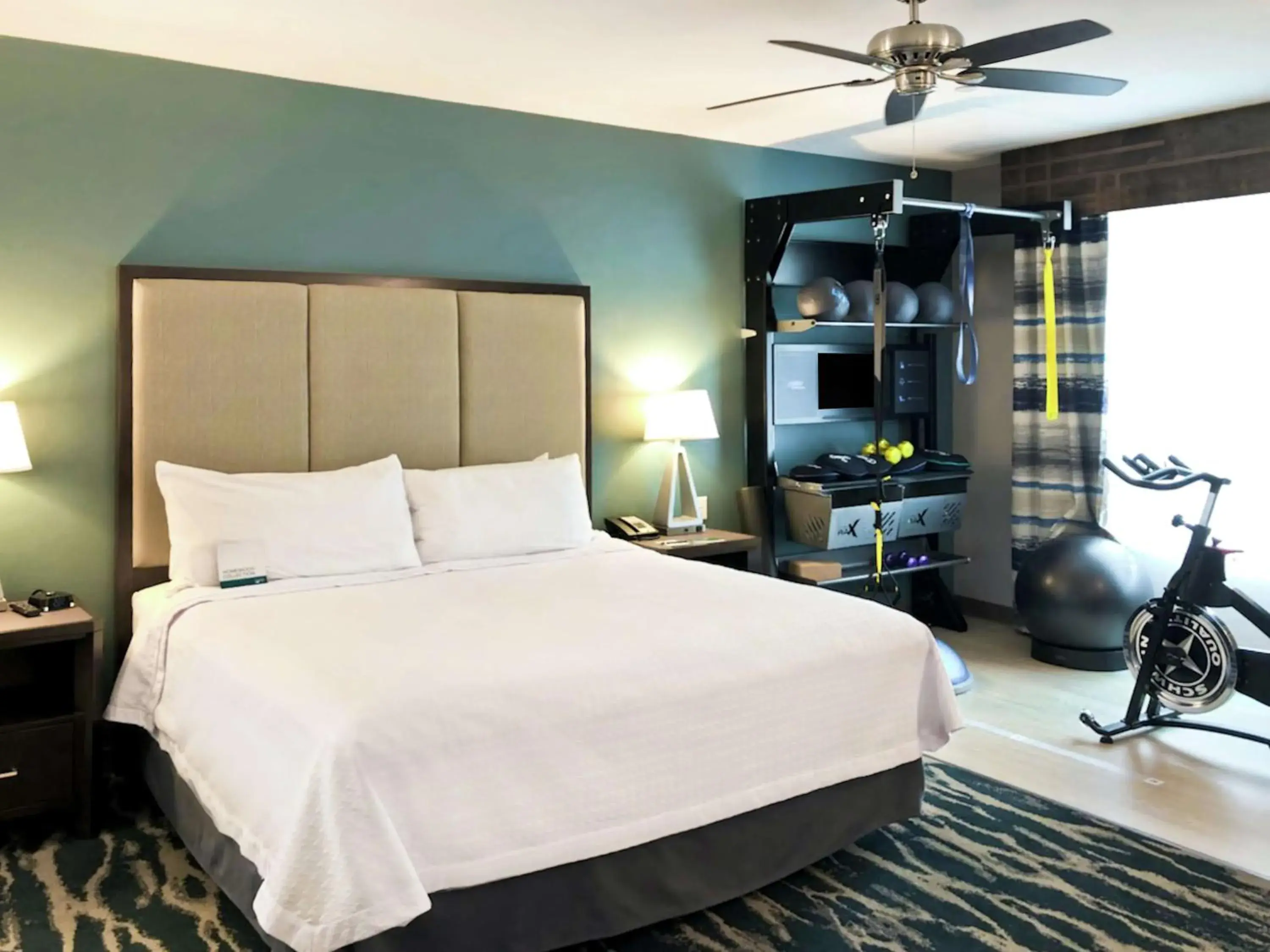 Bed in Homewood Suites by Hilton Conroe Bed in Homewood Suites by Hilton Conroe