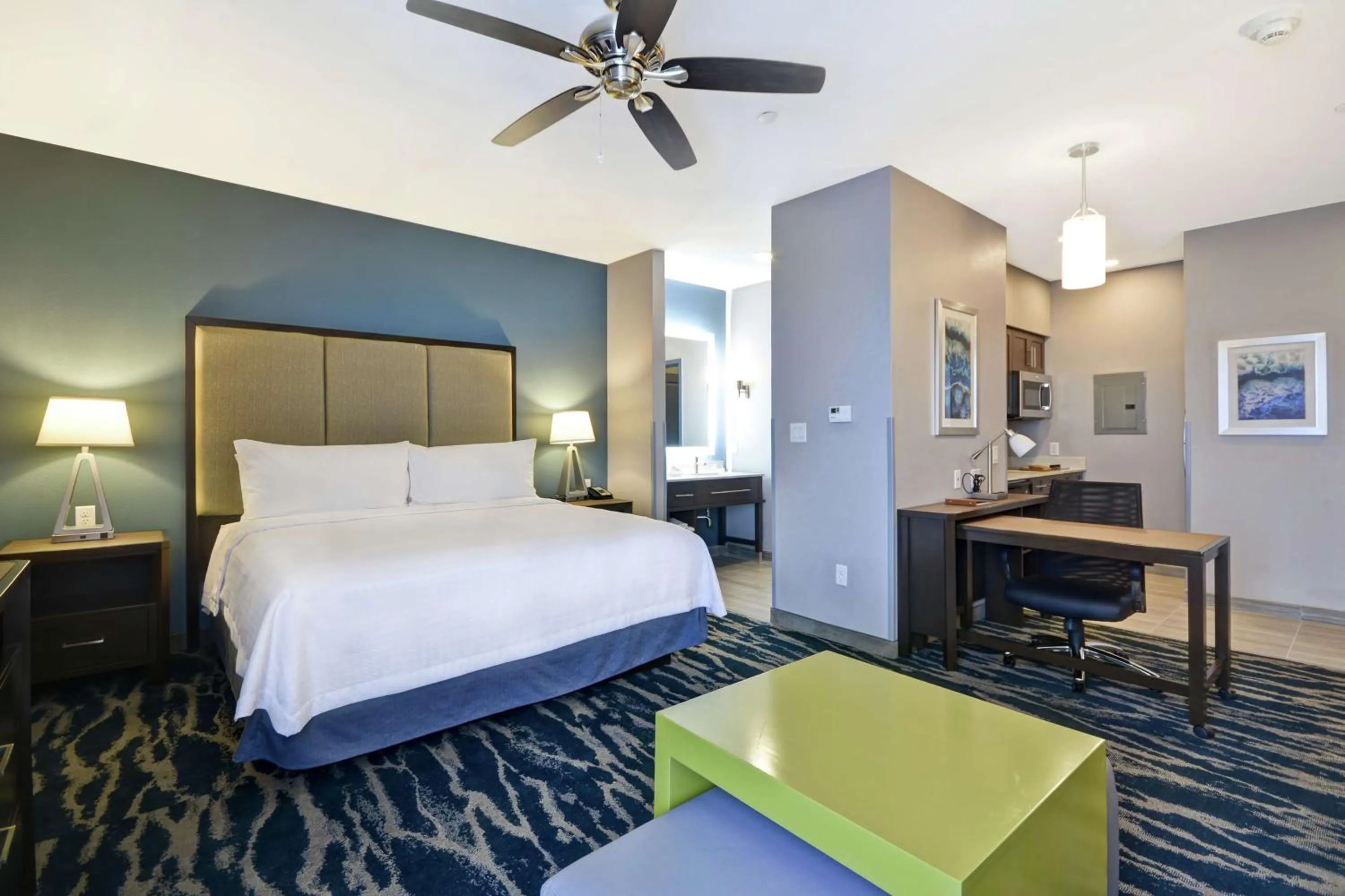 Bedroom, Bed in Homewood Suites by Hilton Conroe