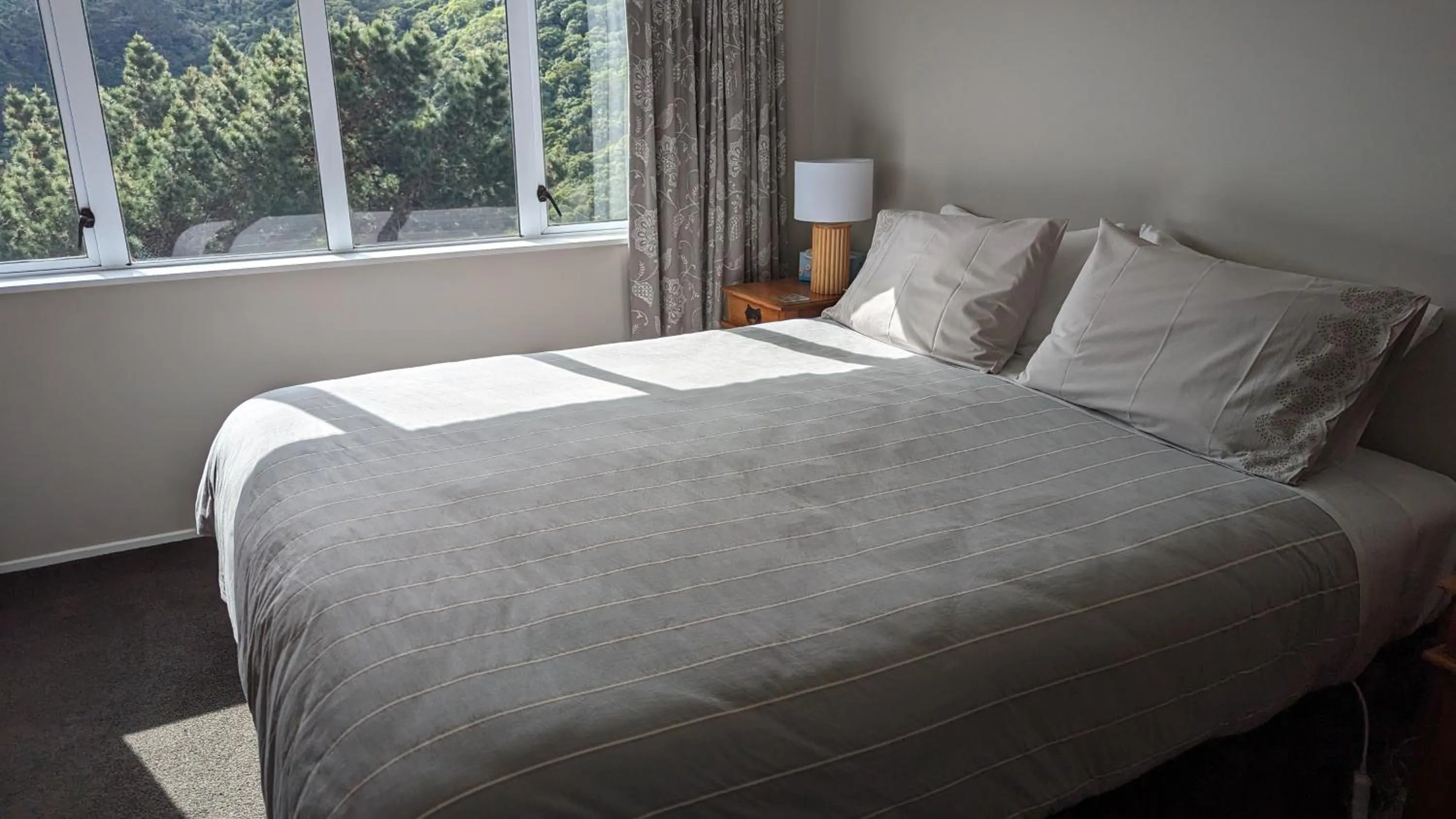 Bed in Harbour Lodge Wellington